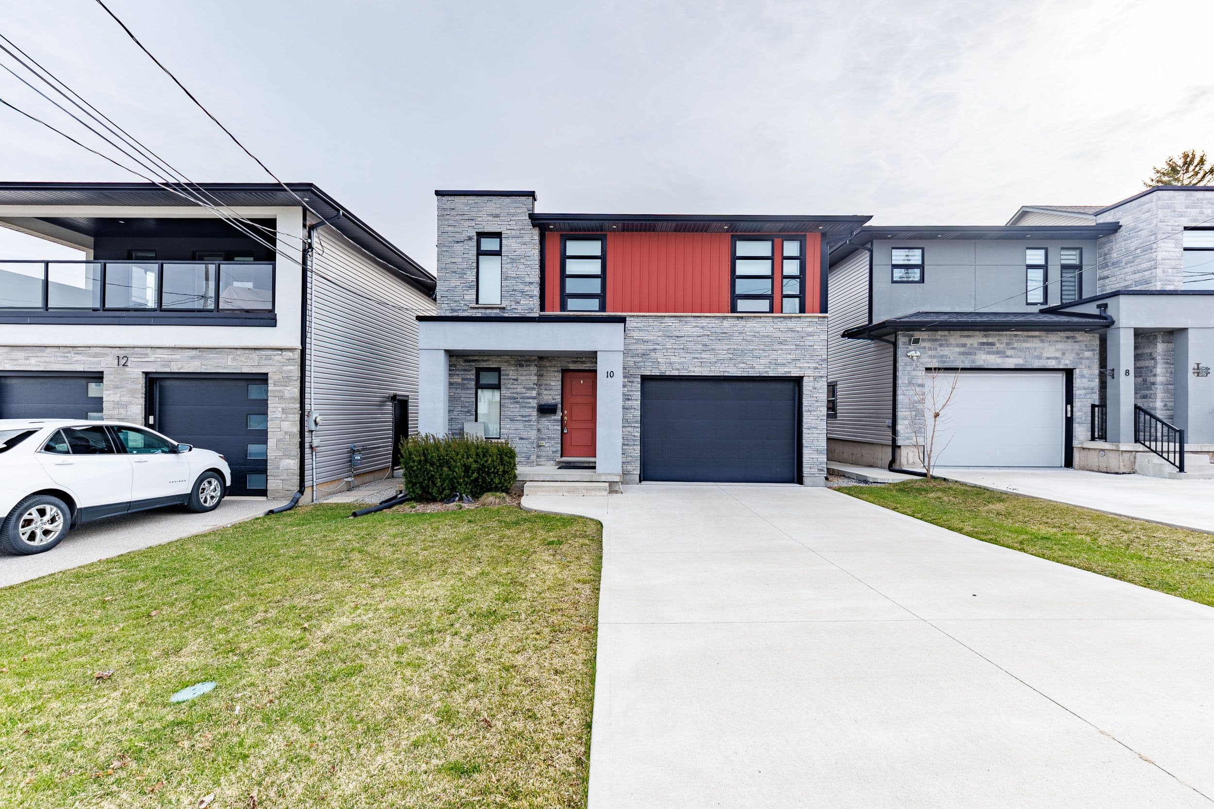 10 Leeson Street, St. Catharines, ON L2T 2R1