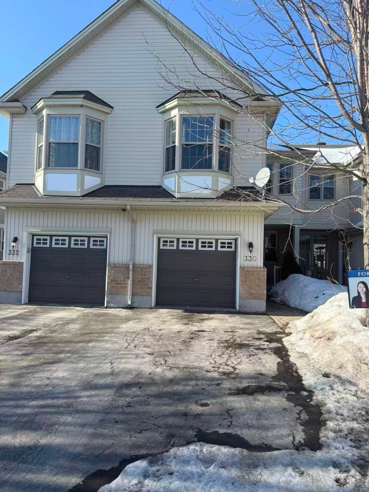 330 Applecross Crescent, Kanata, ON K2K 0C4