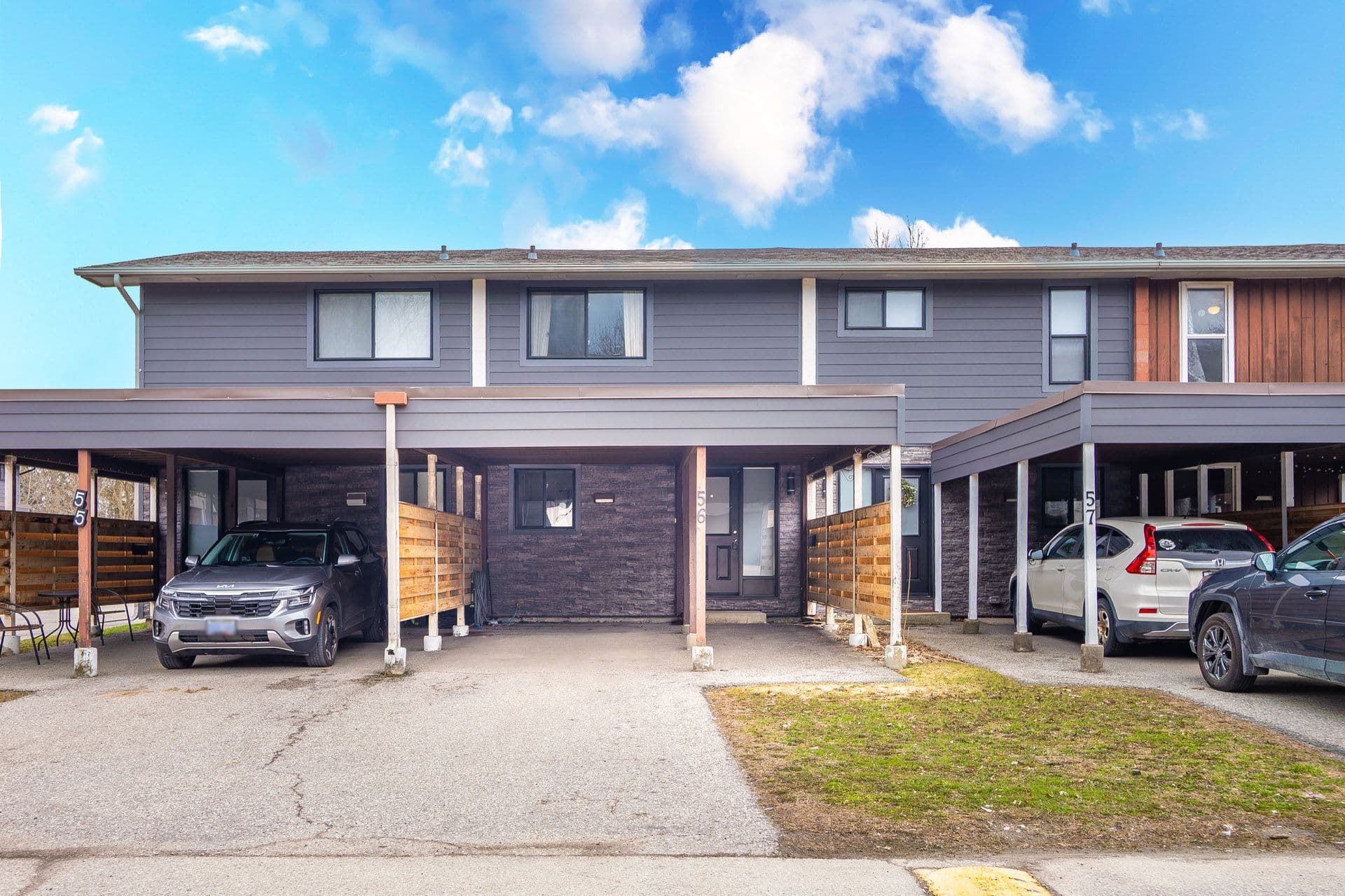 135 Chalmers Street S 56, Cambridge, ON N1R 6M2