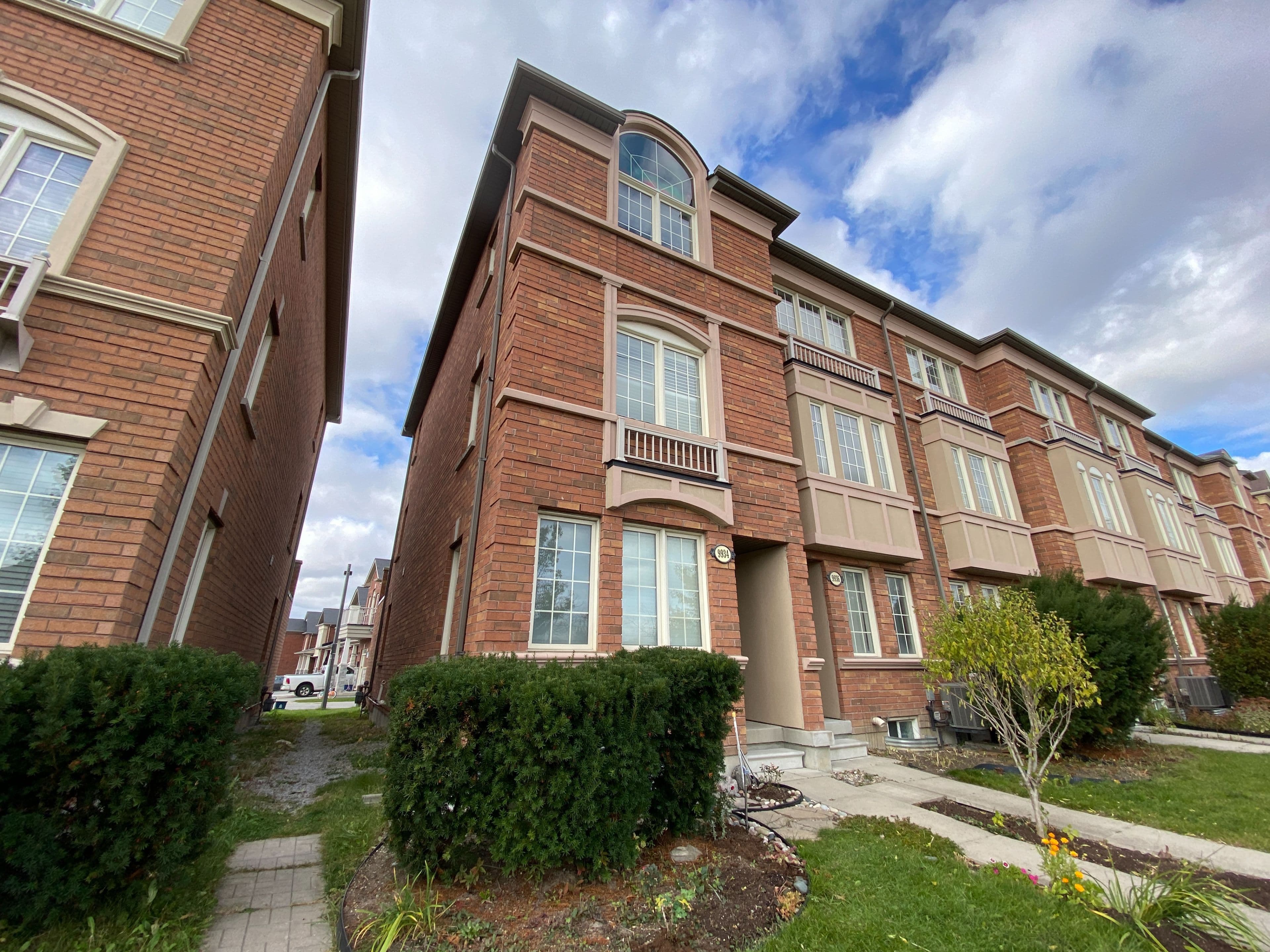 9934 McCowan Road, Markham, ON L6C 0M7
