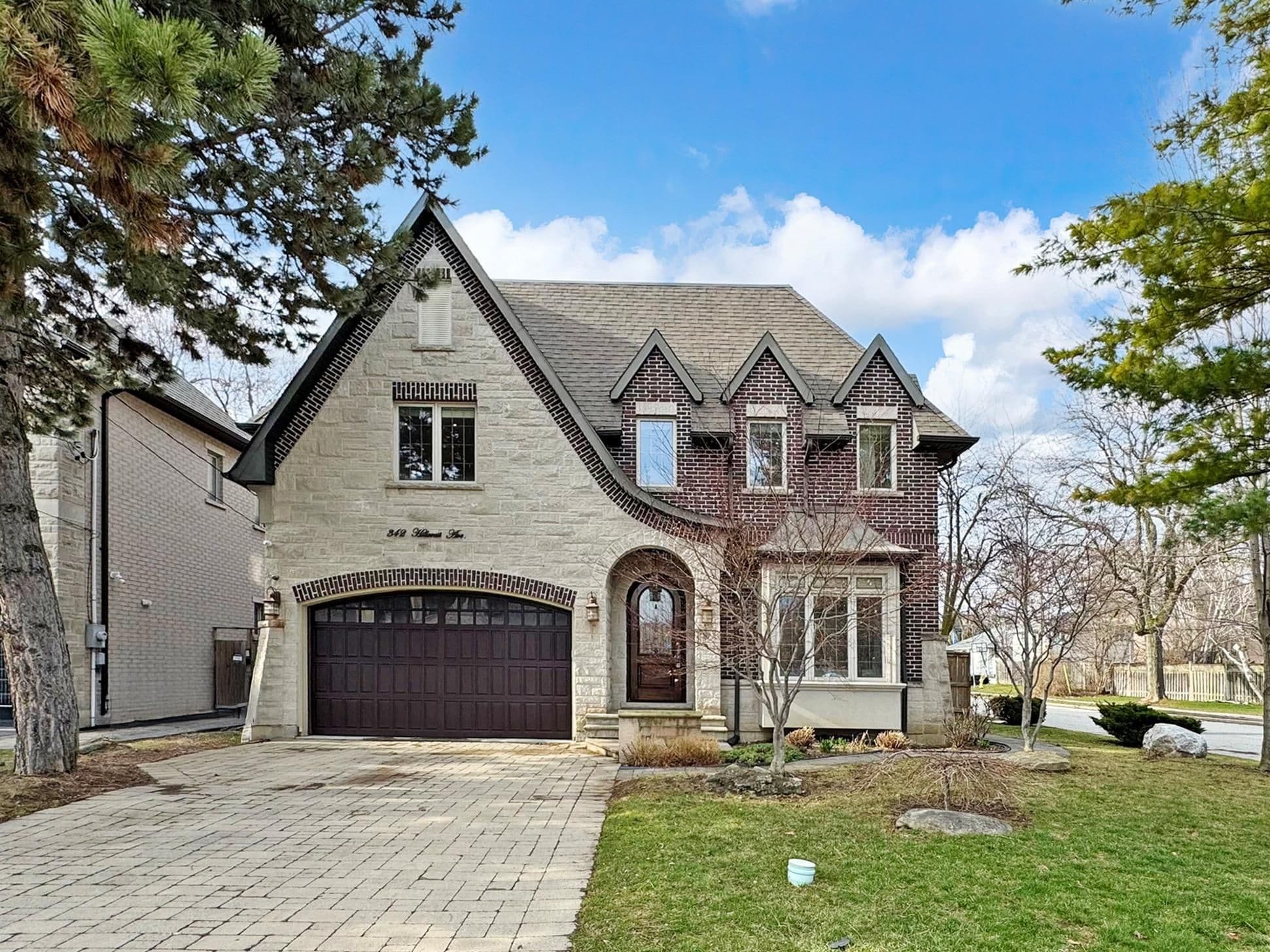 342 Hillcrest Avenue, Toronto C14, ON M2N 3P6