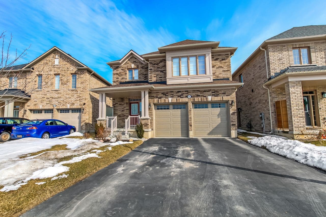 42 Seaton Crescent, Tillsonburg, ON N4G 0J8