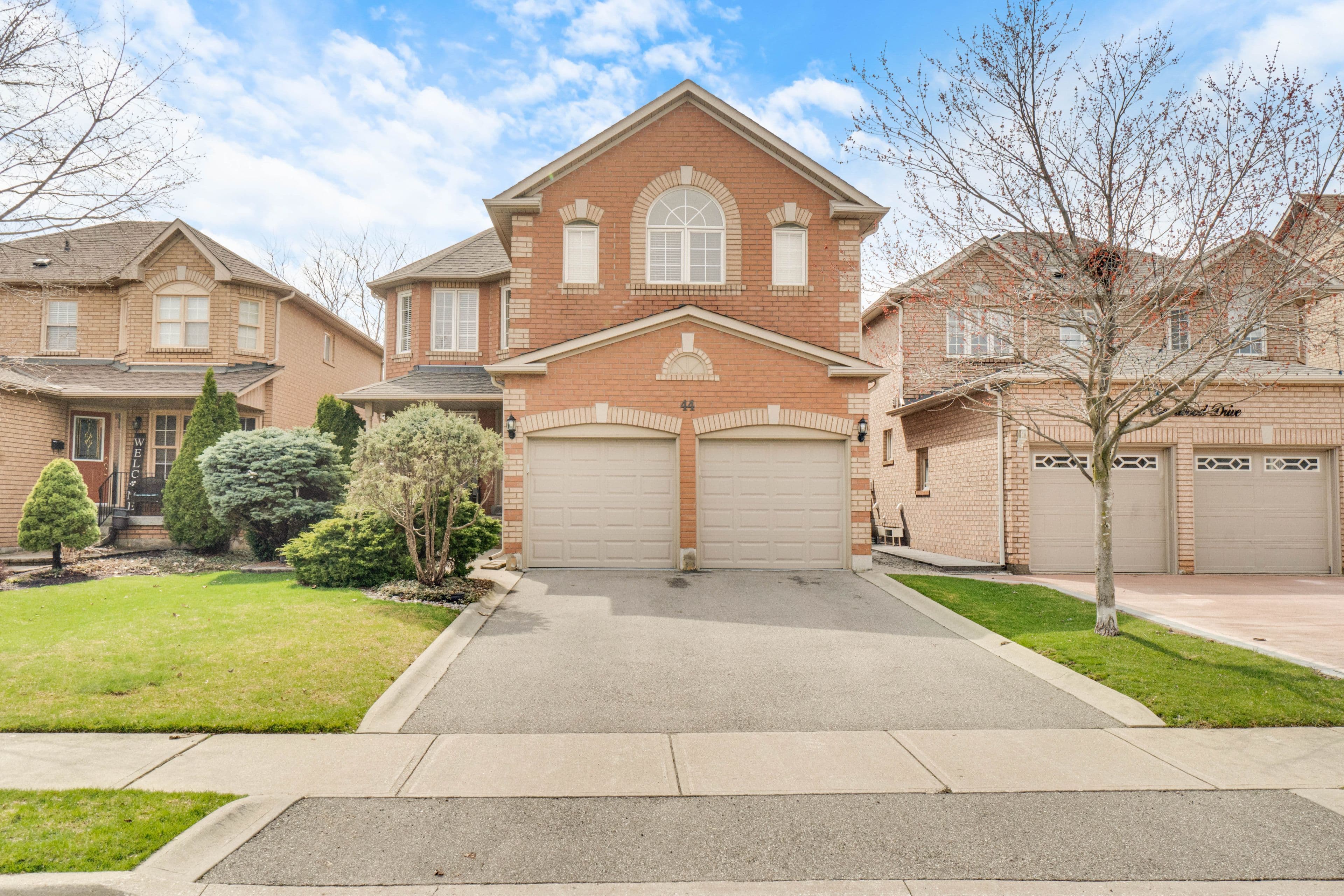 44 Creekwood Drive, Brampton, ON L7A 1J3