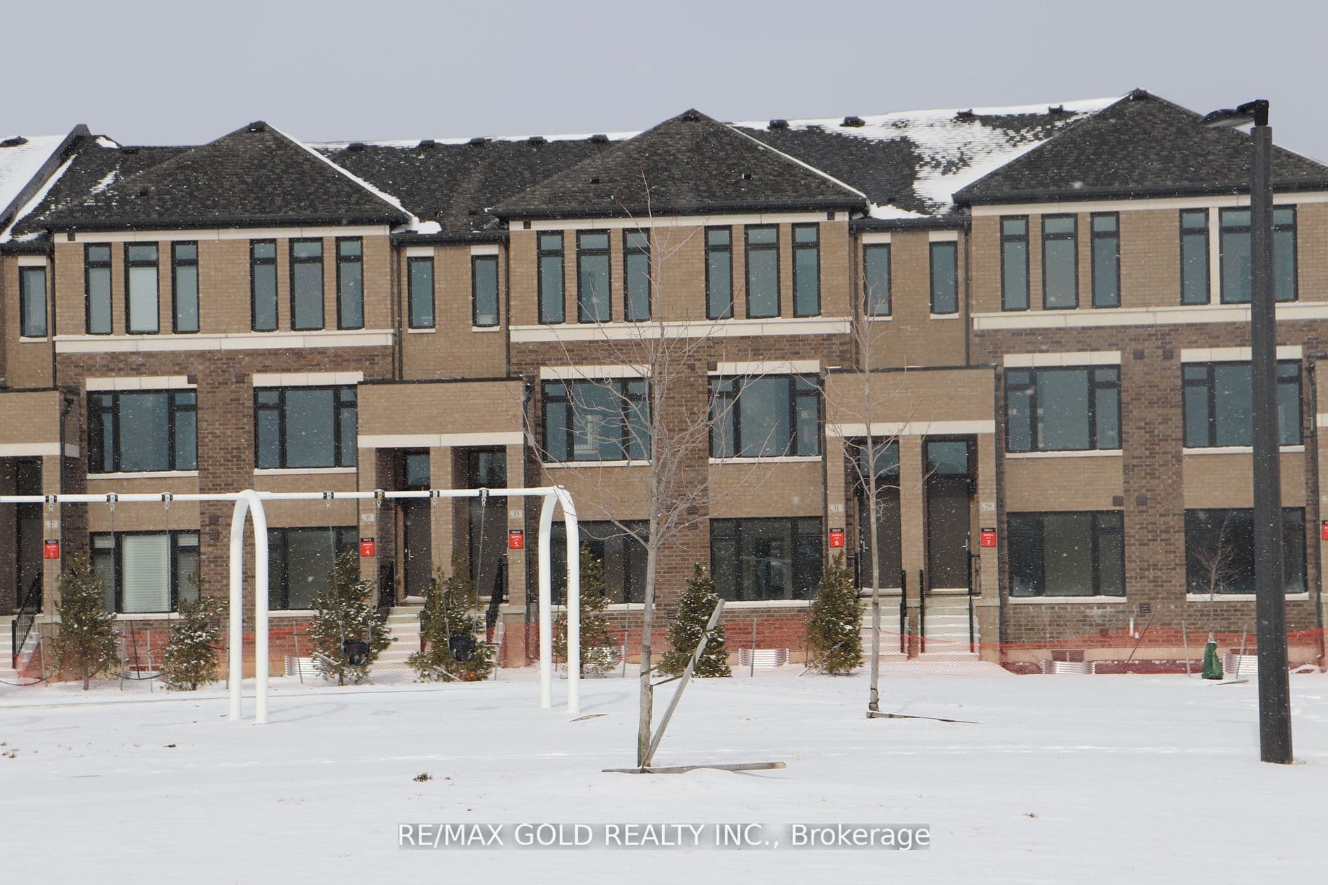 29 Cherry Hill Lane, Barrie, ON L9J 0M7