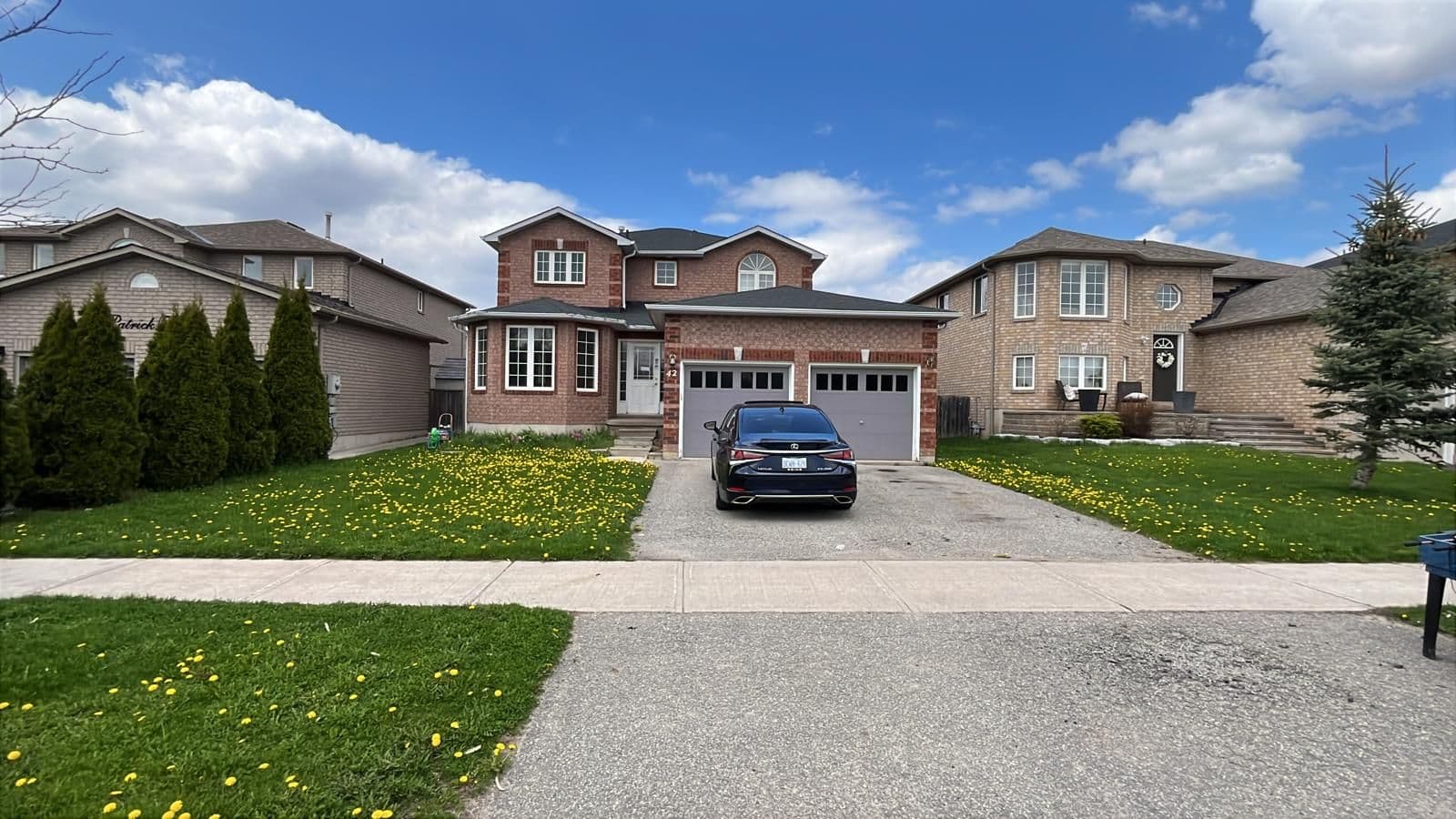 42 Patrick Drive, Barrie, ON L4N 0H1