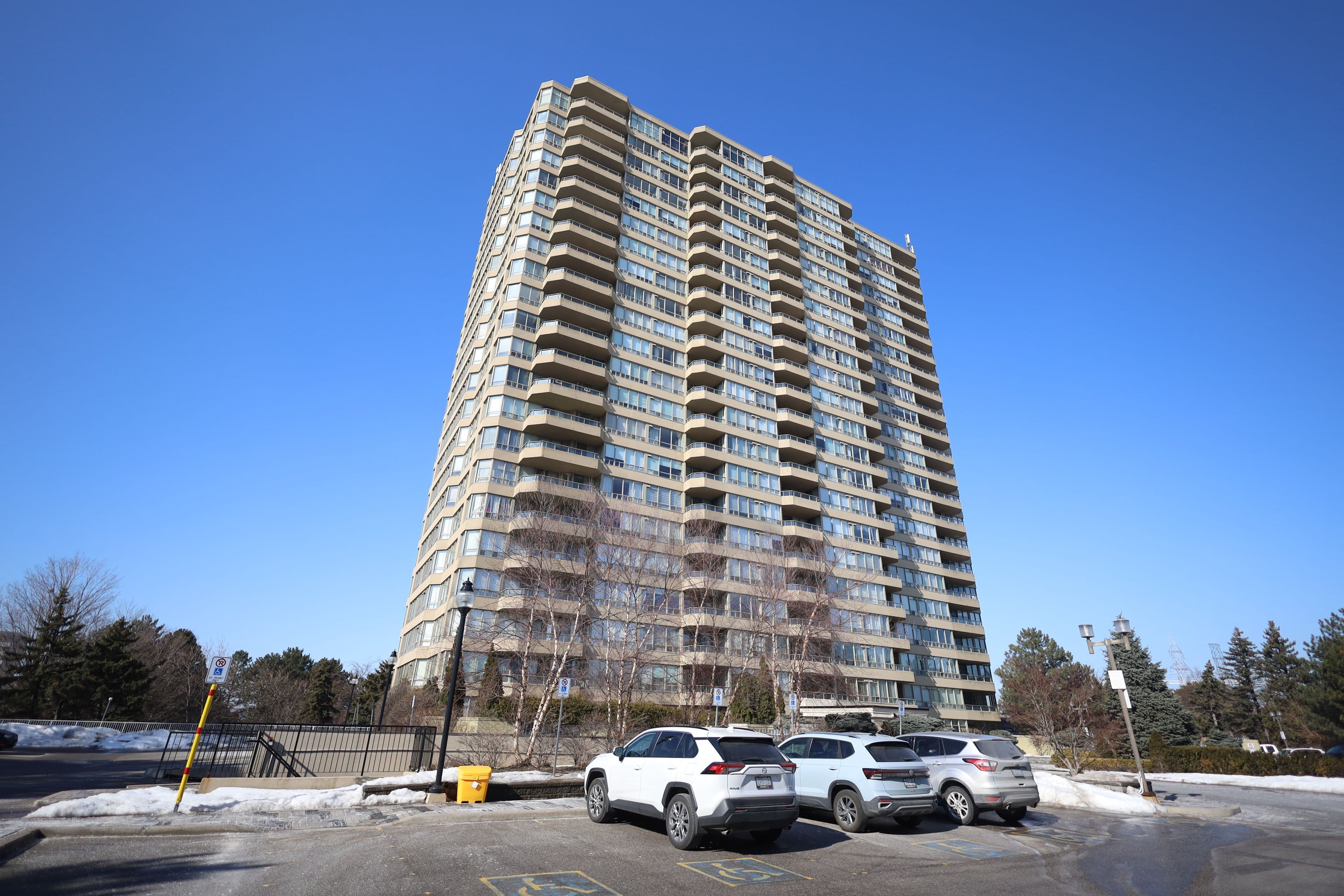 10 Torresdale Avenue W 1605, Toronto C07, ON M2R 3V8