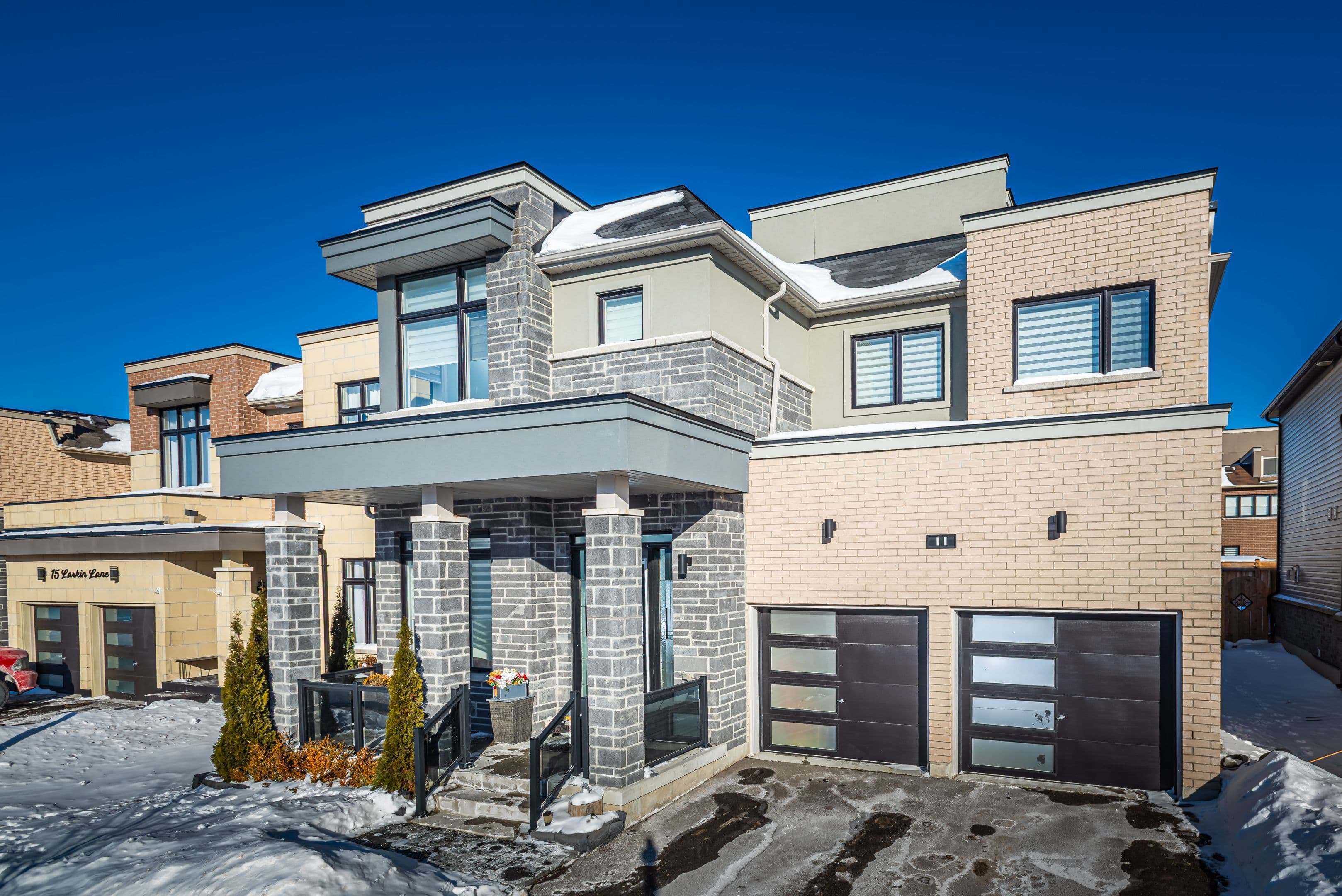 11 Larkin Lane, Clarington, ON L1C 4A7