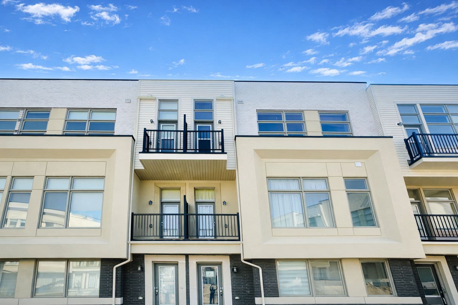 27 Albert Firman Lane, Markham, ON L6C 2V6