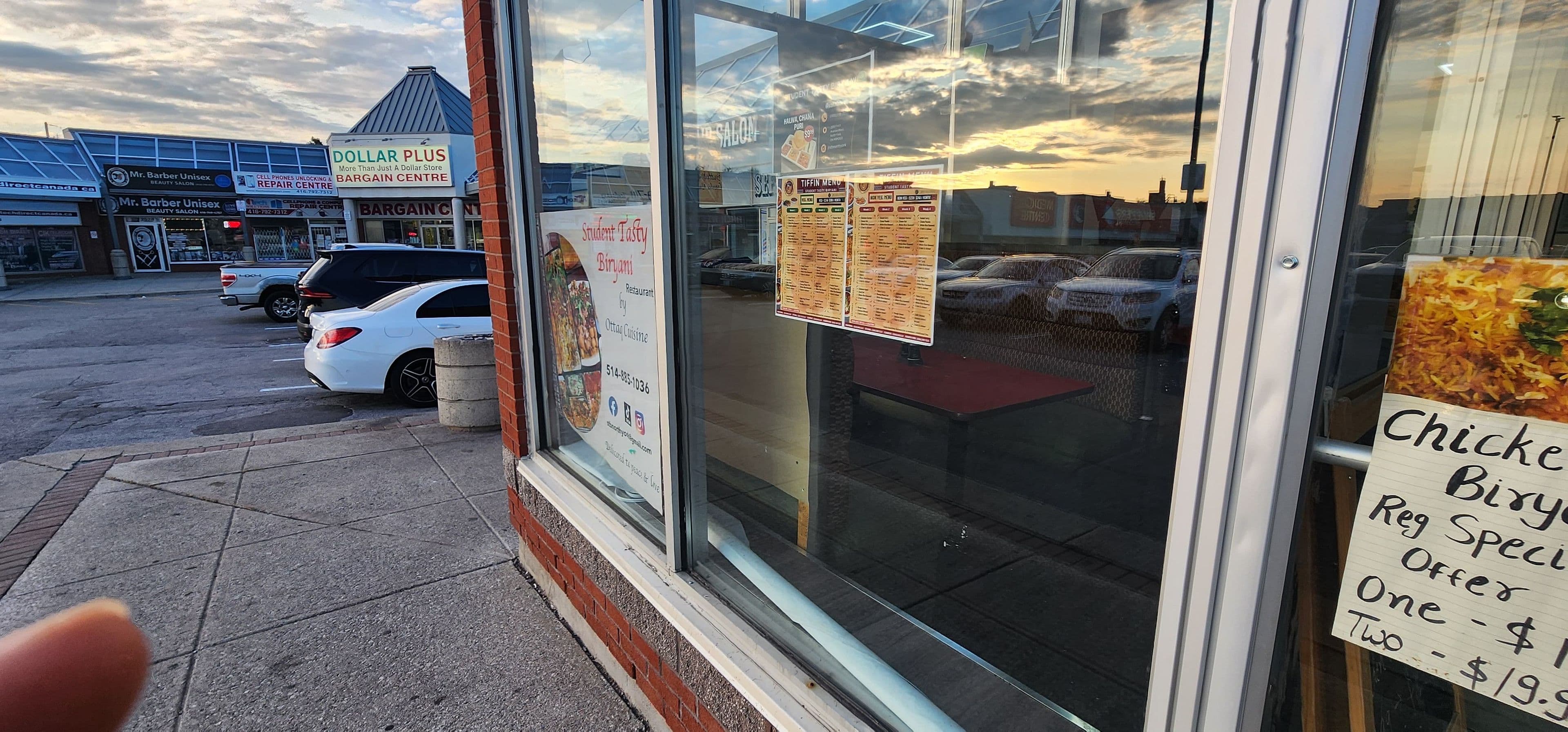 2516 Finch Avenue W, Toronto W05, ON M9M 2G3