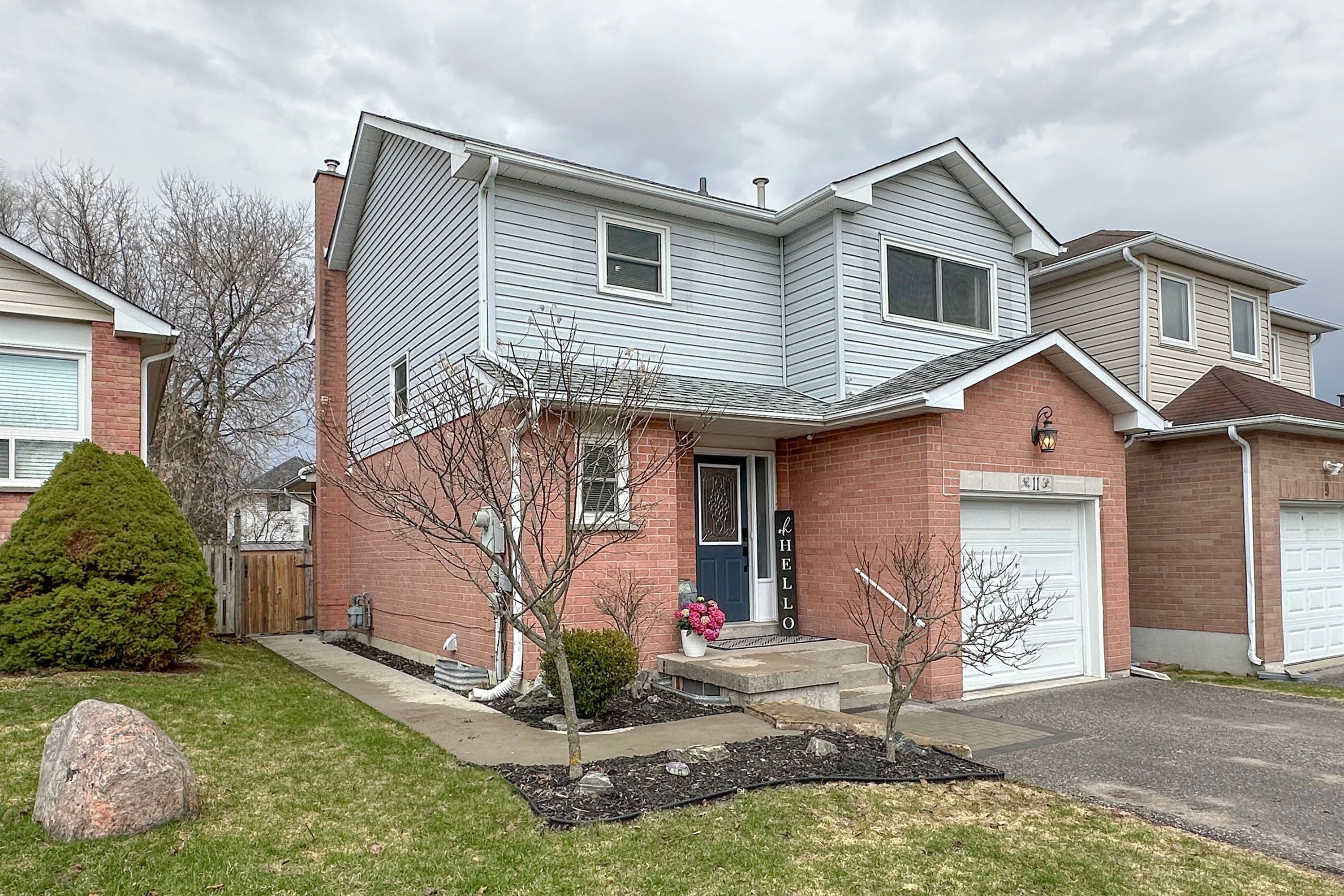 11 Glanville Crescent, Clarington, ON L1C 4L6
