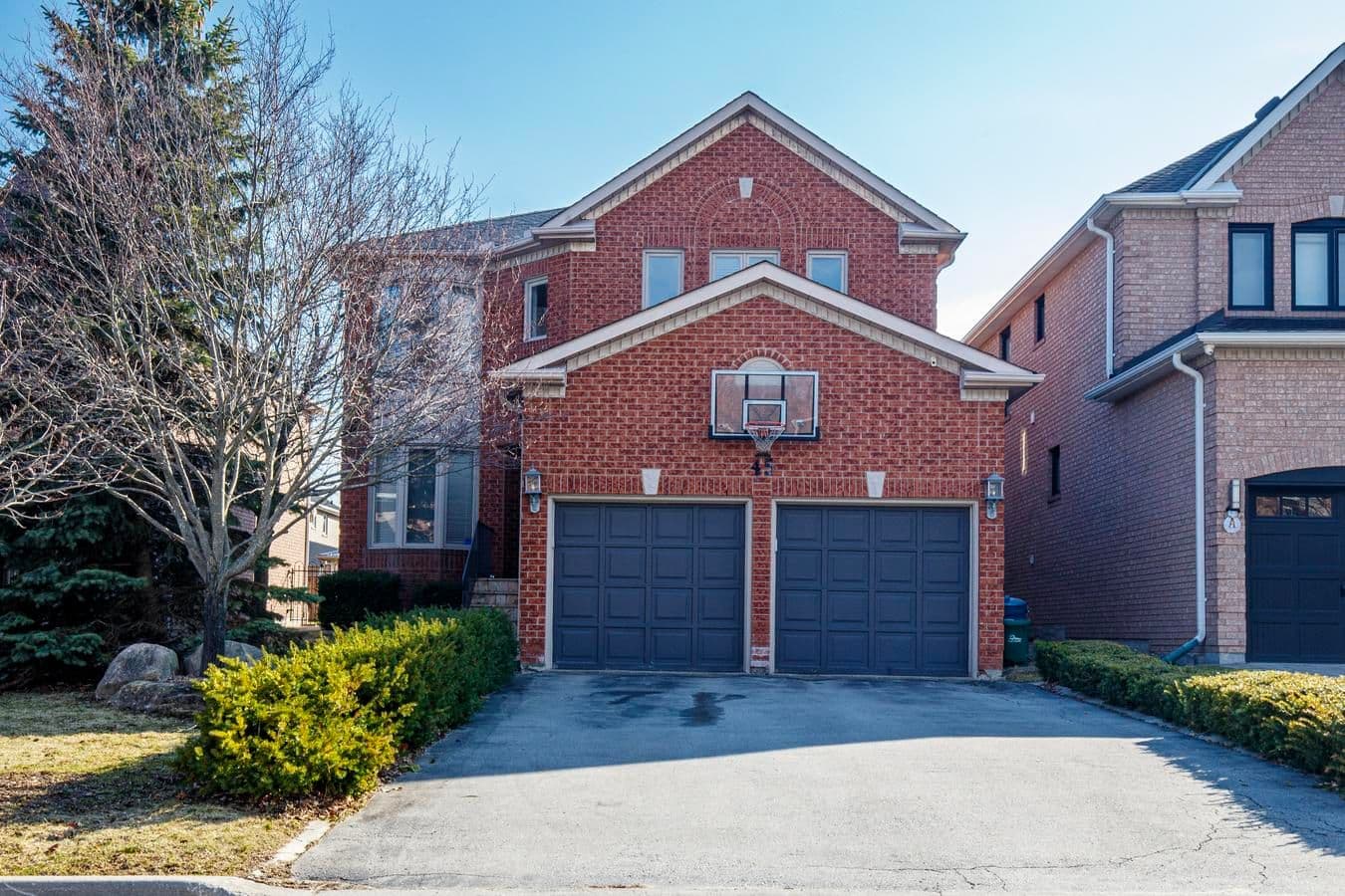 45 Cedar Springs Drive, Richmond Hill, ON L4S 2B1