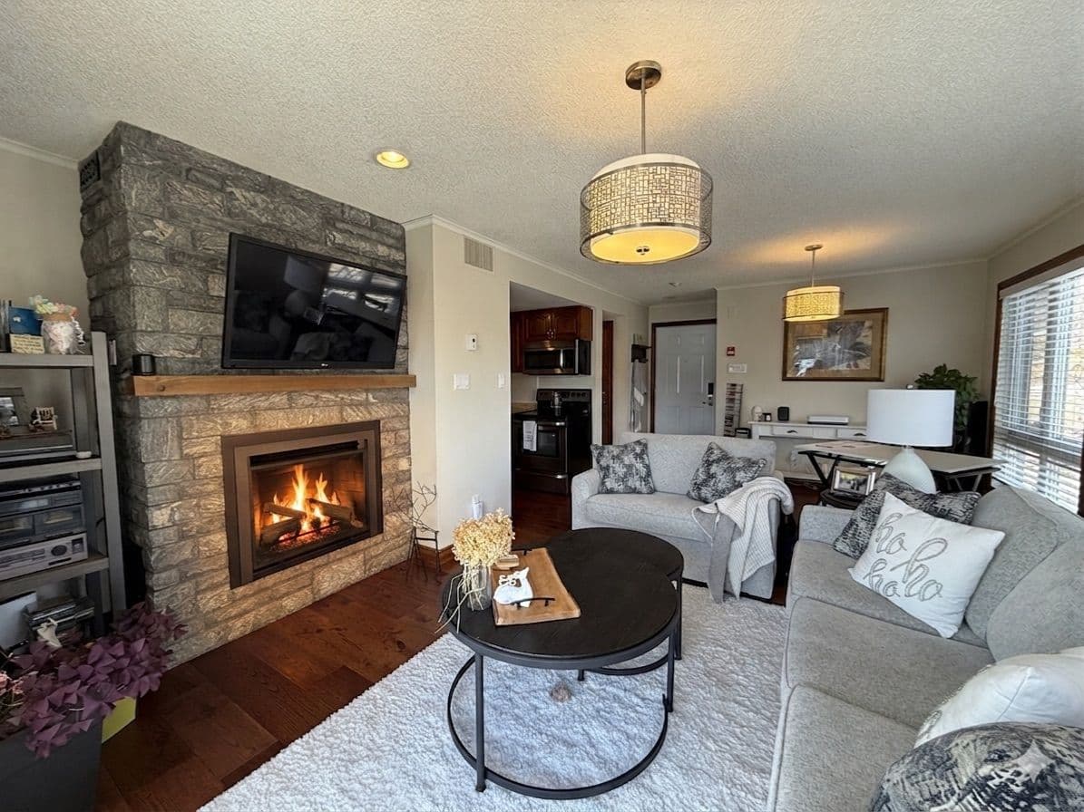 34 Deerhurst Greens Road 301, Huntsville, ON P1H 1A9