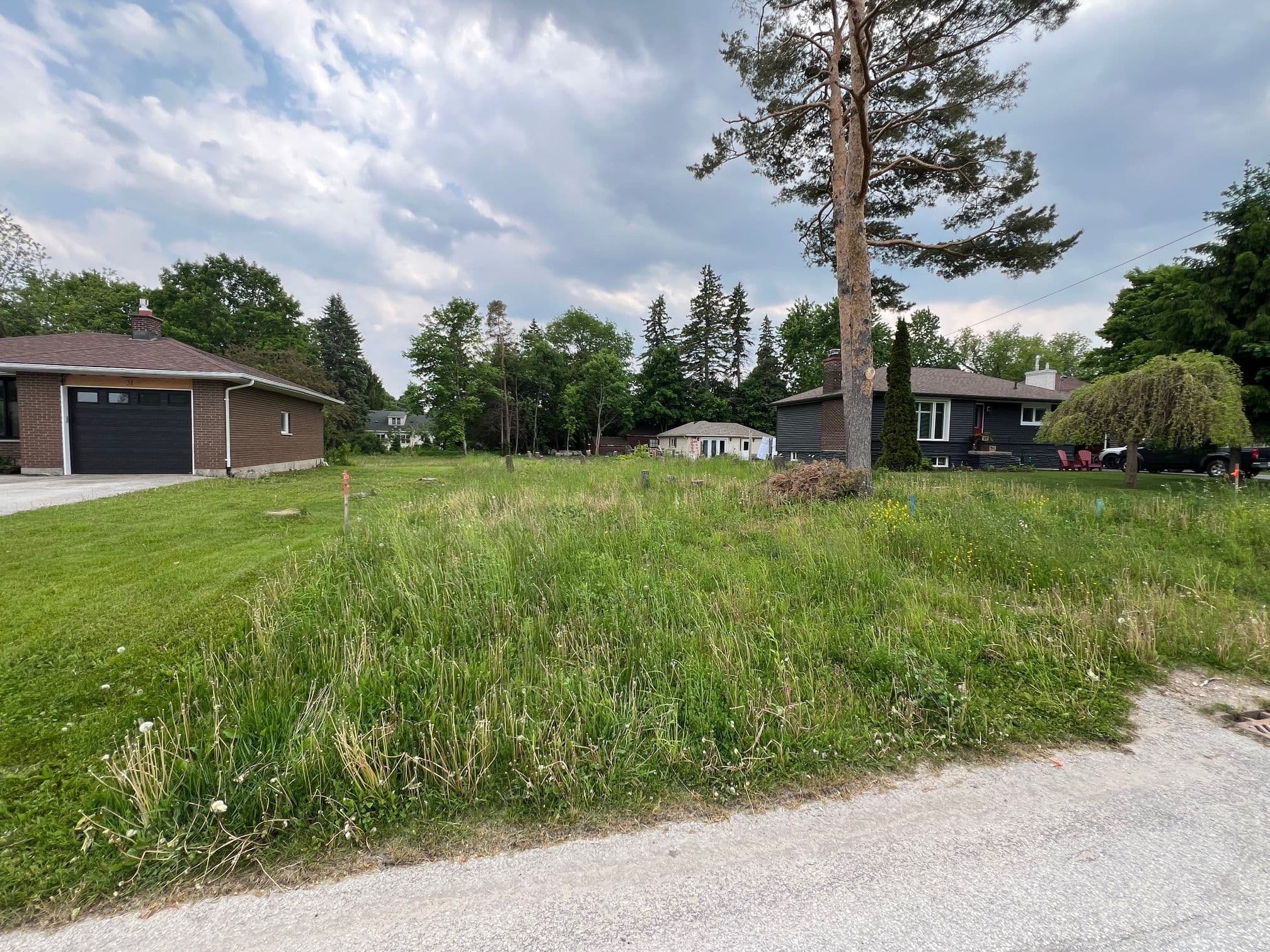 29 Nelson Street, Clearview, ON L0M 1G0