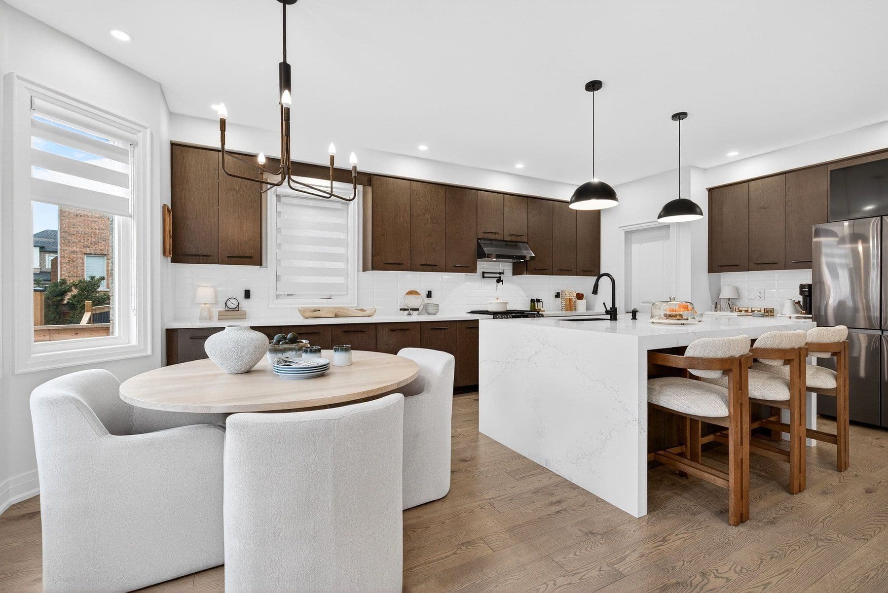 115 Avanti Crescent, Hamilton, ON L8B 1W7