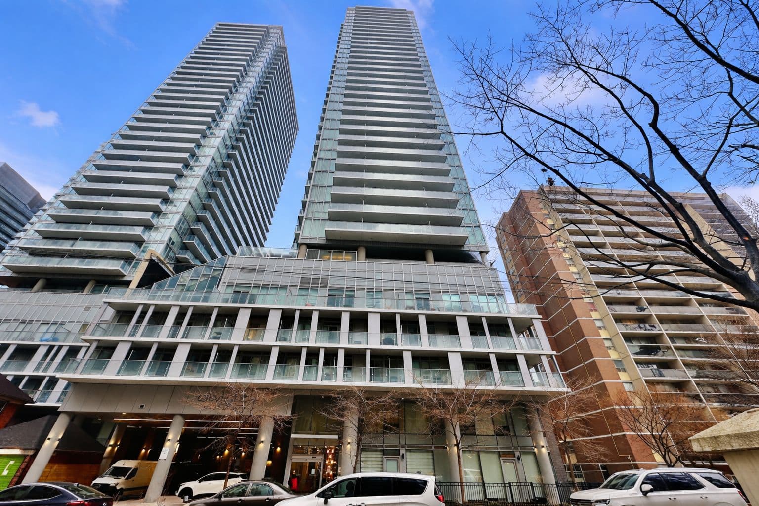 195 Redpath Avenue 1211, Toronto C10, ON M4P 0E4