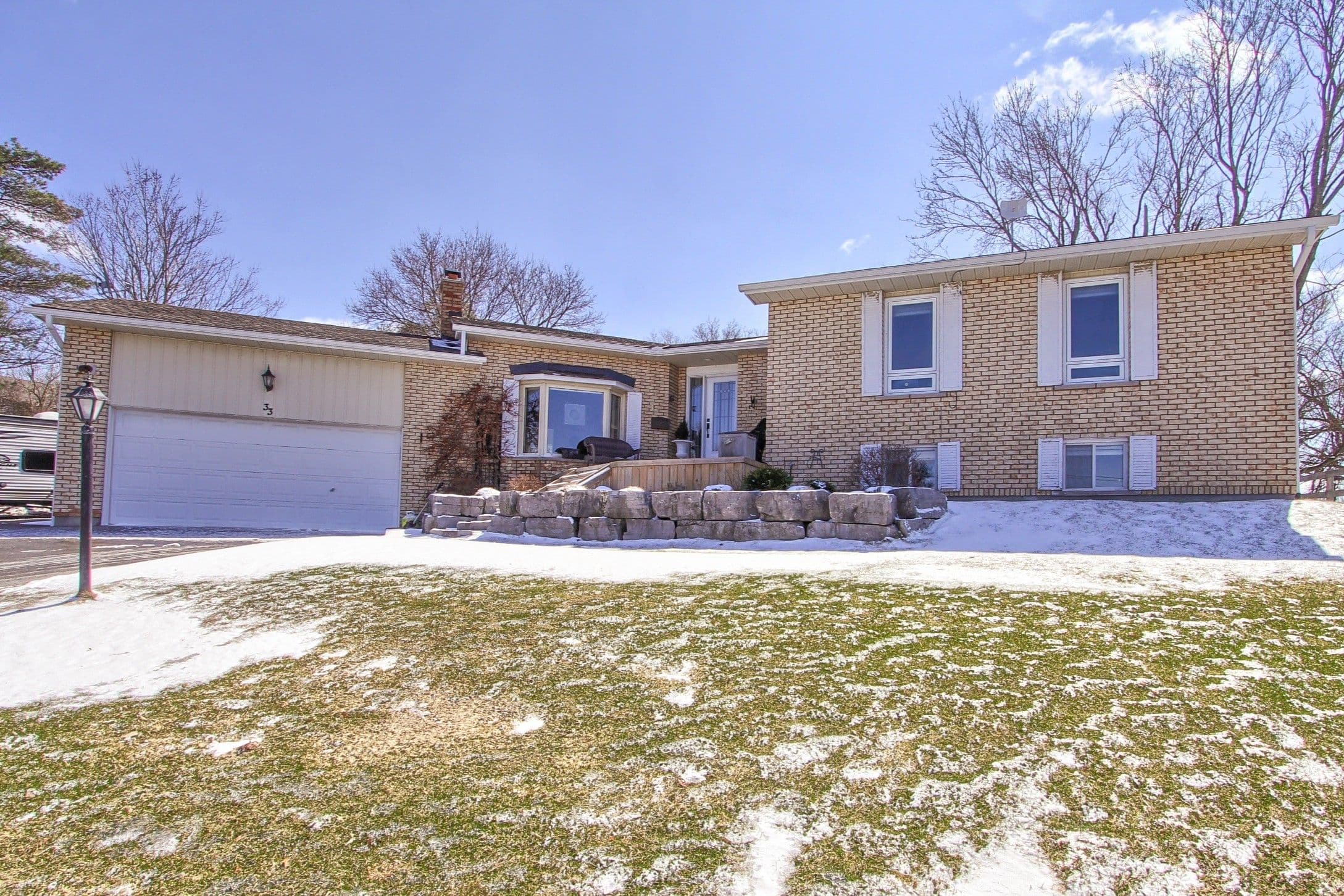 33 E Avonlea Road E, Uxbridge, ON L0C 1C0, Uxbridge