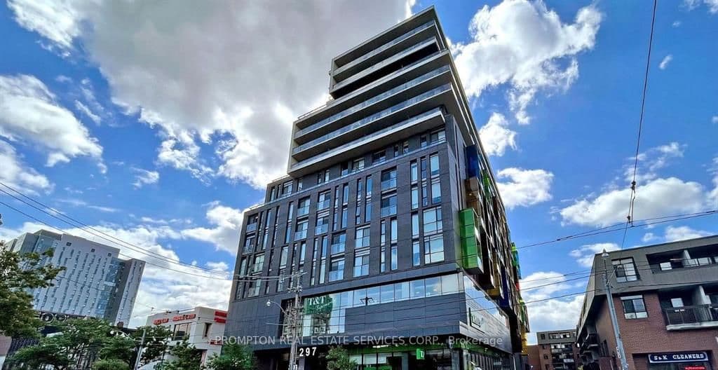 297 College Street 503, Toronto C01, ON M5T 0C2