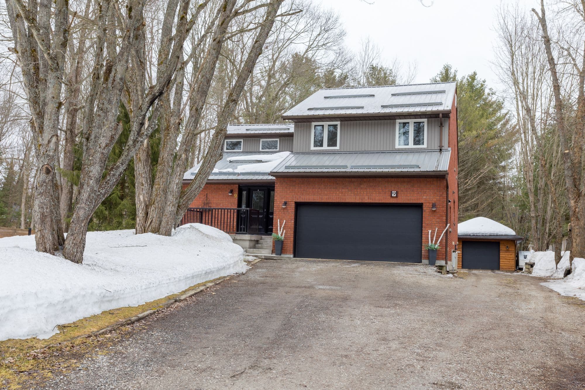 9 Daleman Drive, Bracebridge, ON P1L 1A8