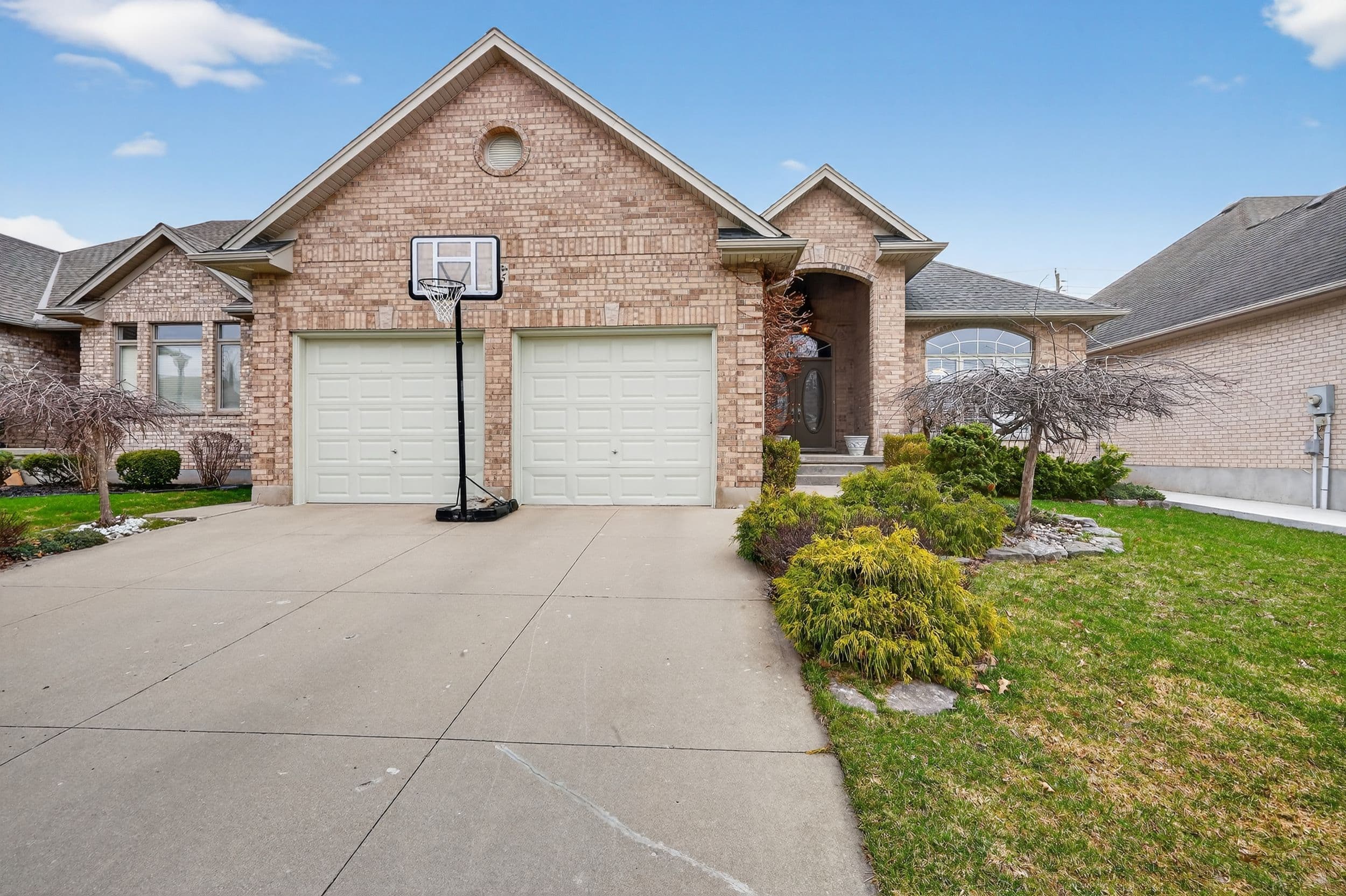 995 Manchester Road, London North, ON N6H 5J1