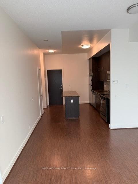 112 George Street 710, Toronto C08, ON M5A 2M5