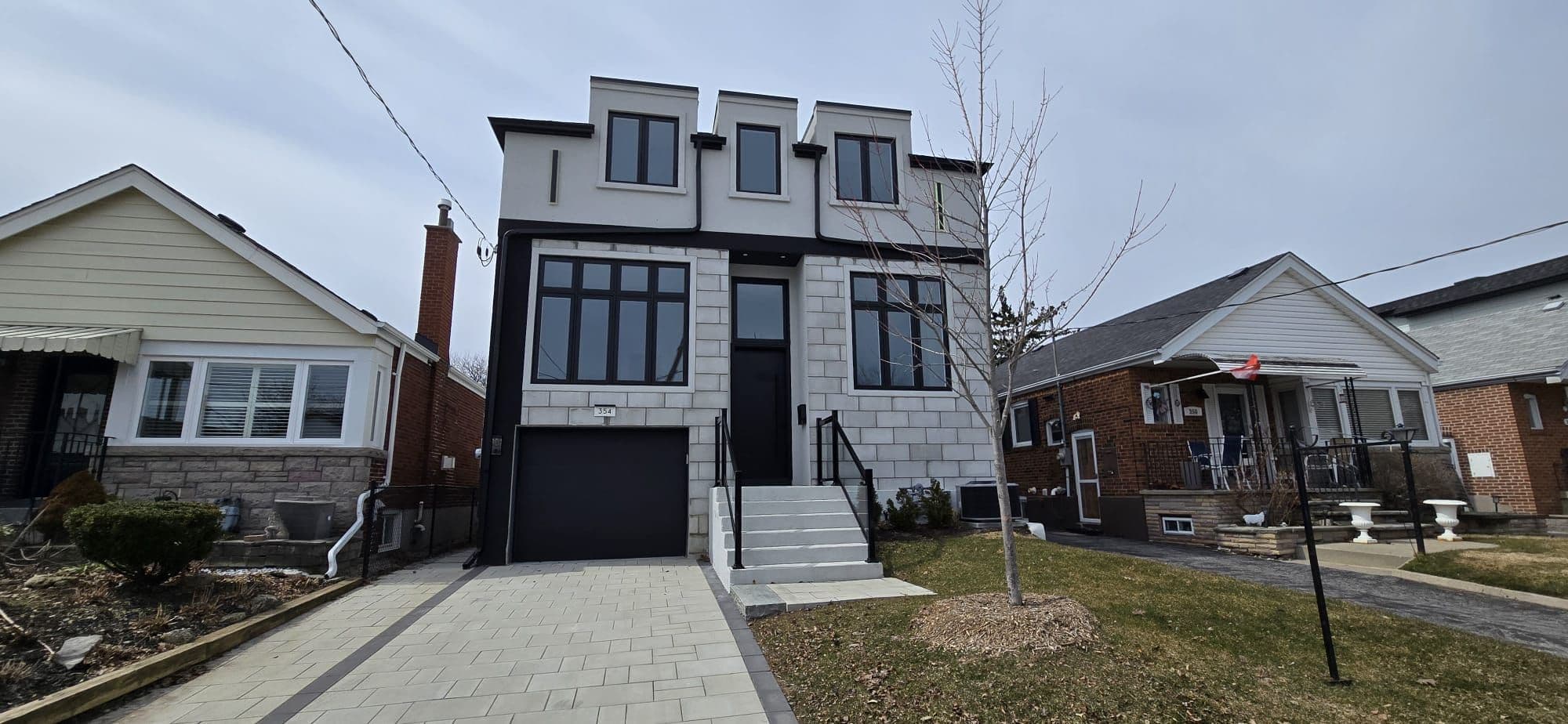 354 Woodmount Avenue Main, Toronto E03, ON M4C 4A5