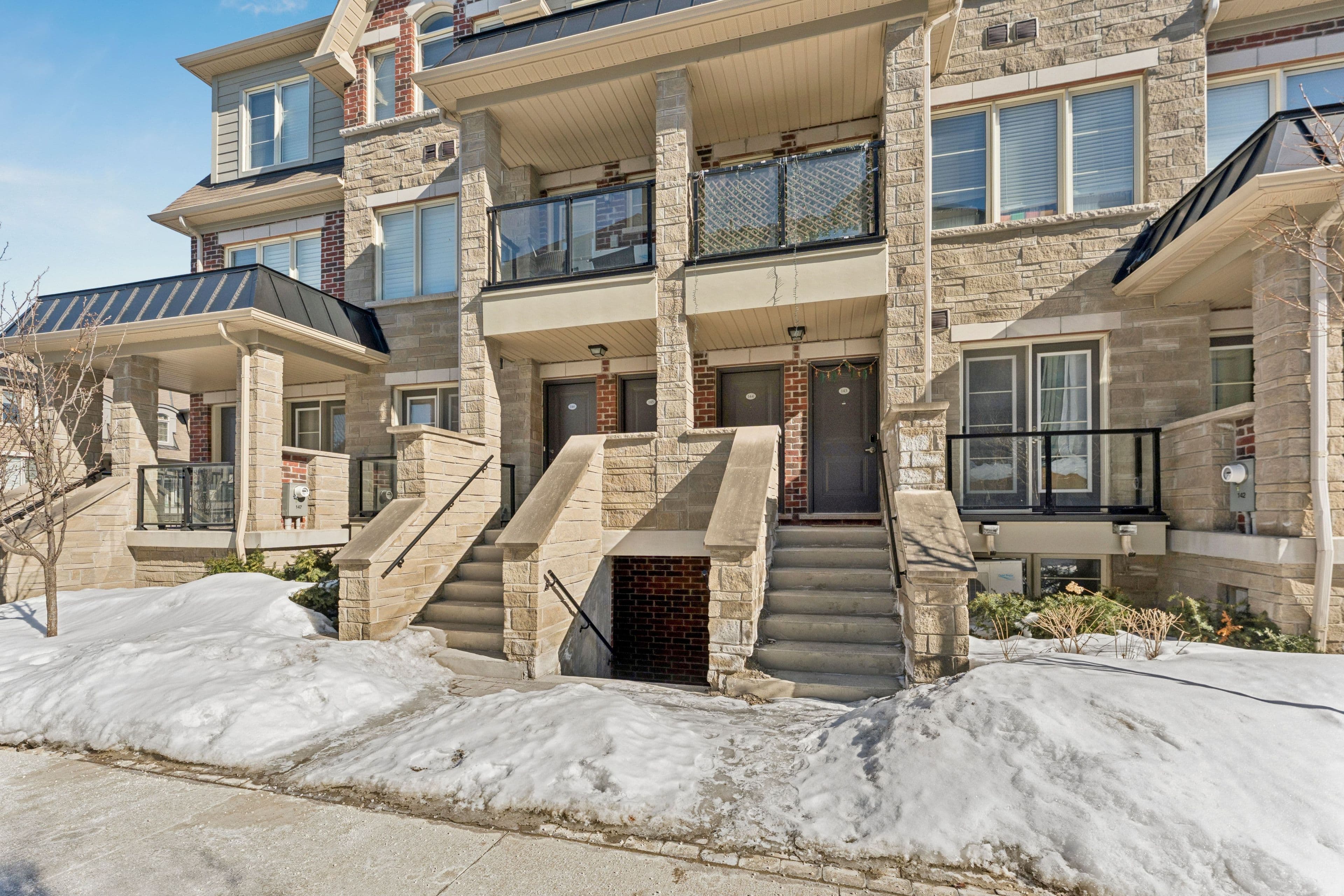 200 Veterans Drive 144, Brampton, ON L7A 4S6