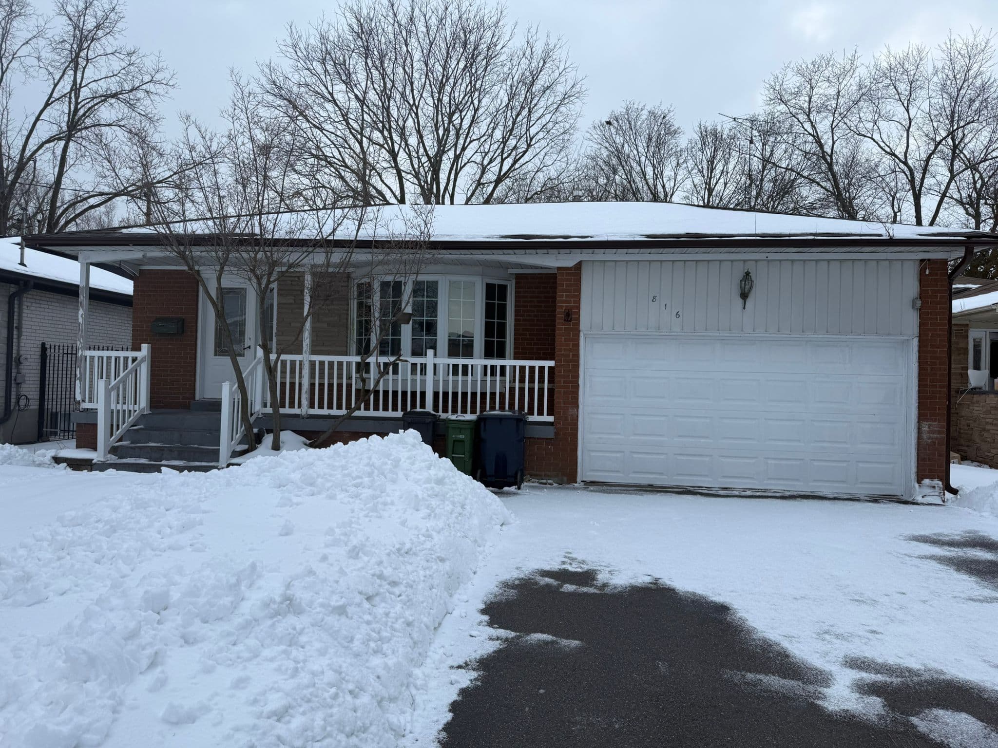 816 Meadowvale Road, Toronto E10, ON M1C 1T3