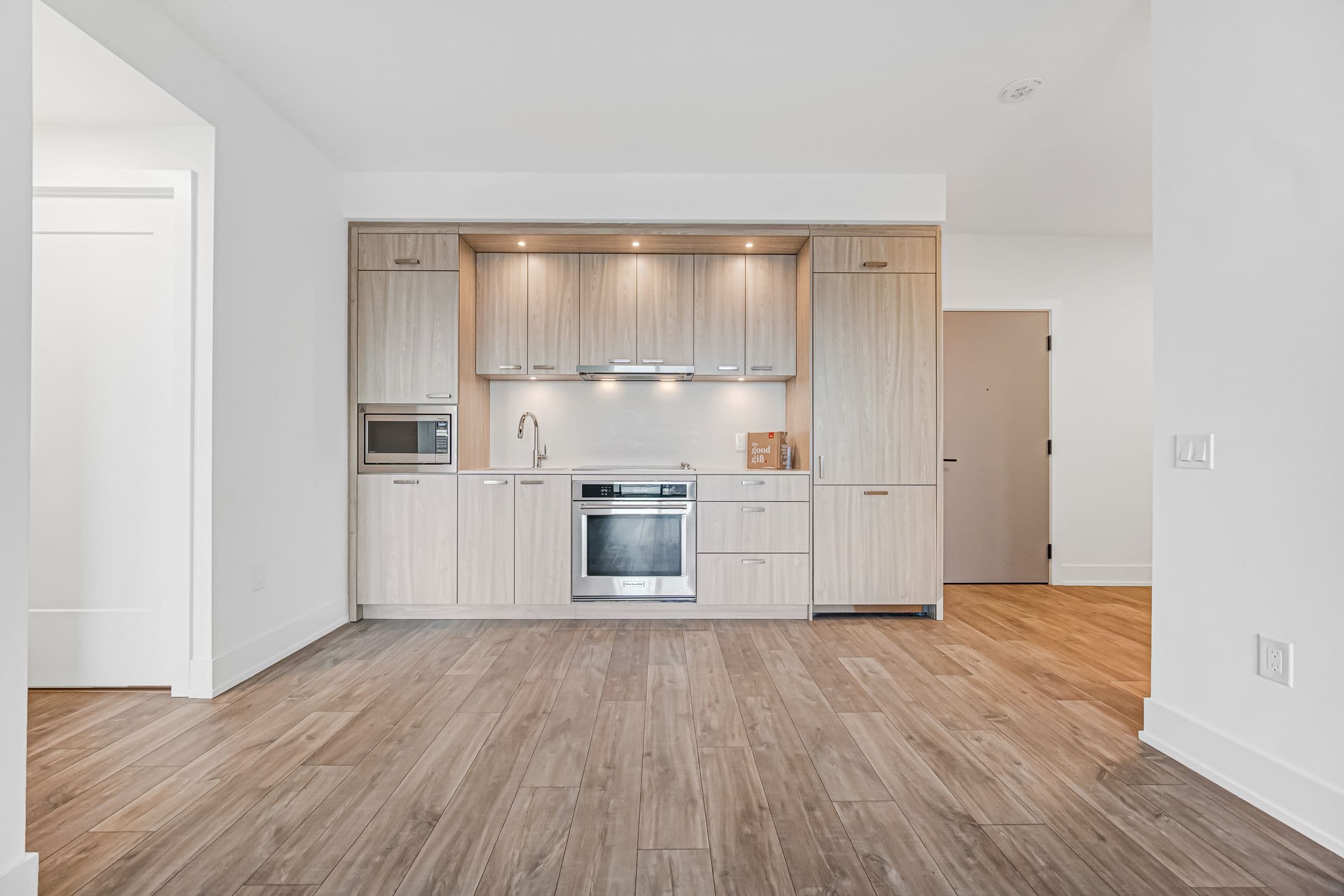 858 Dupont Street 533, Toronto W02, ON M6G 0C1