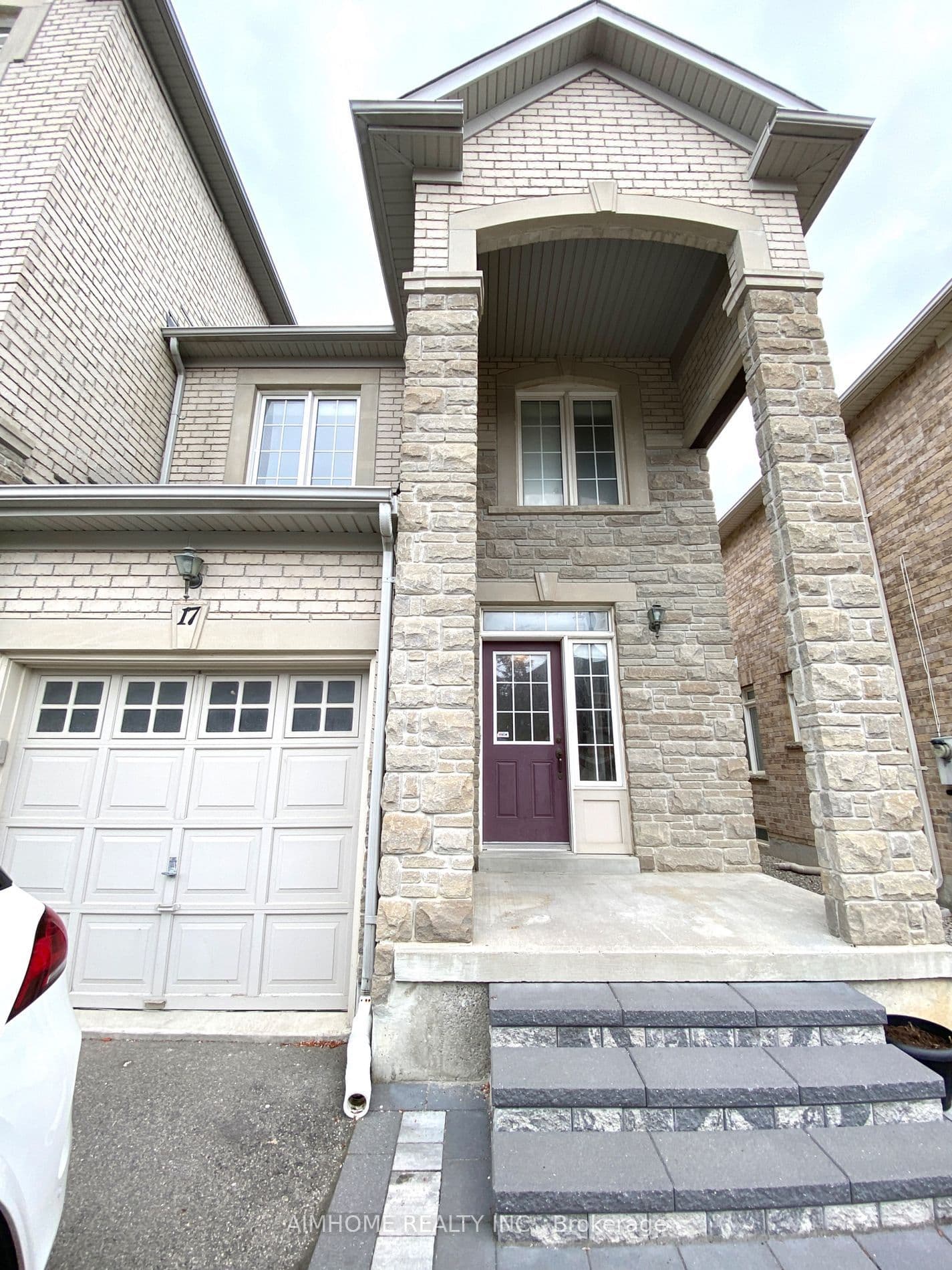 17 Littleriver Court, Vaughan, ON L6A 0K4