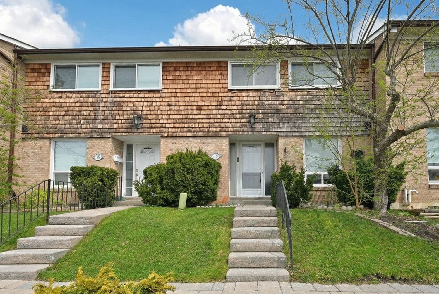 1 Wootten Way S 15, Markham, ON L3P 3H7