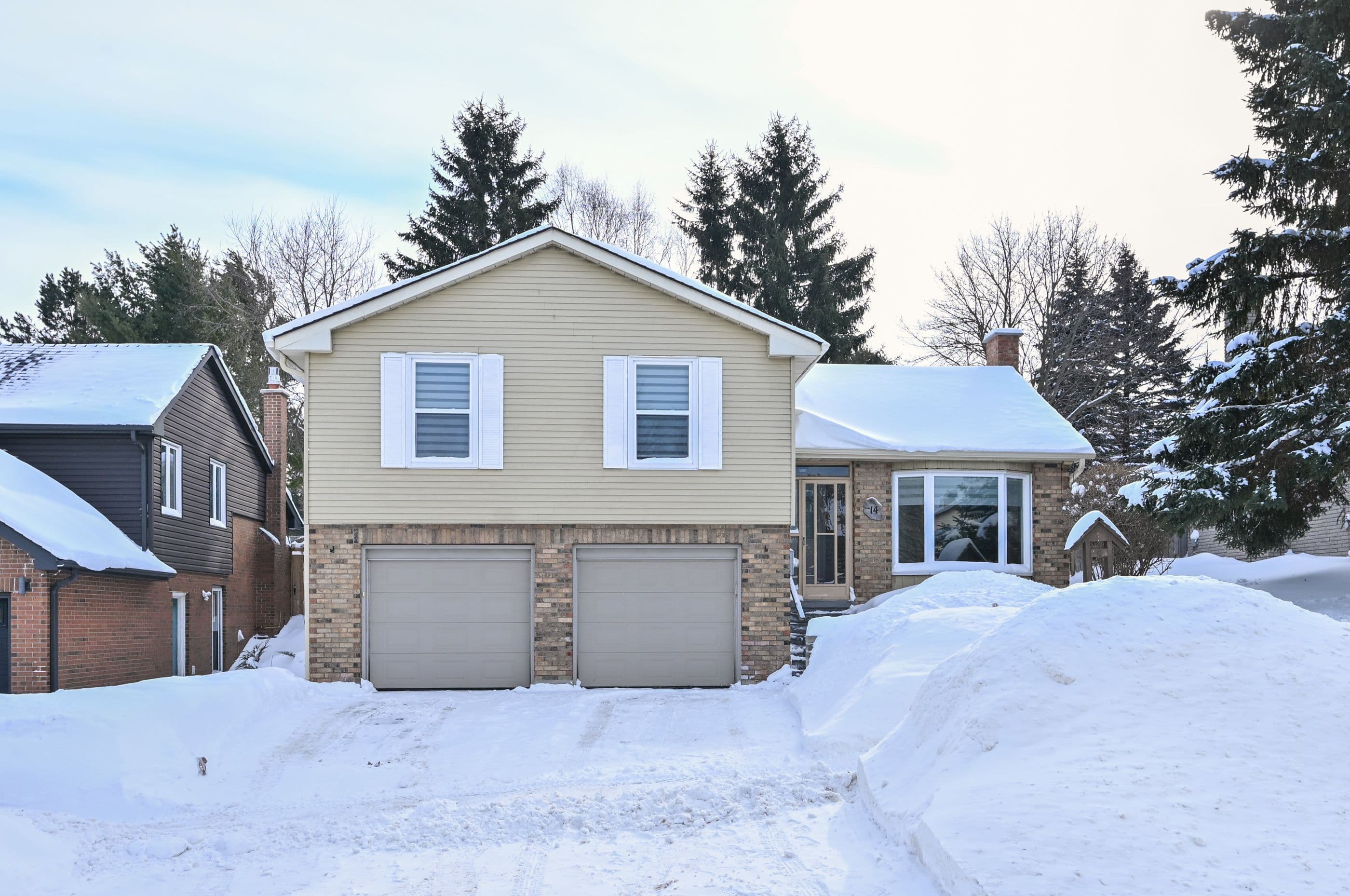 14 Goldgate Crescent, Orangeville, ON L9W 4B5