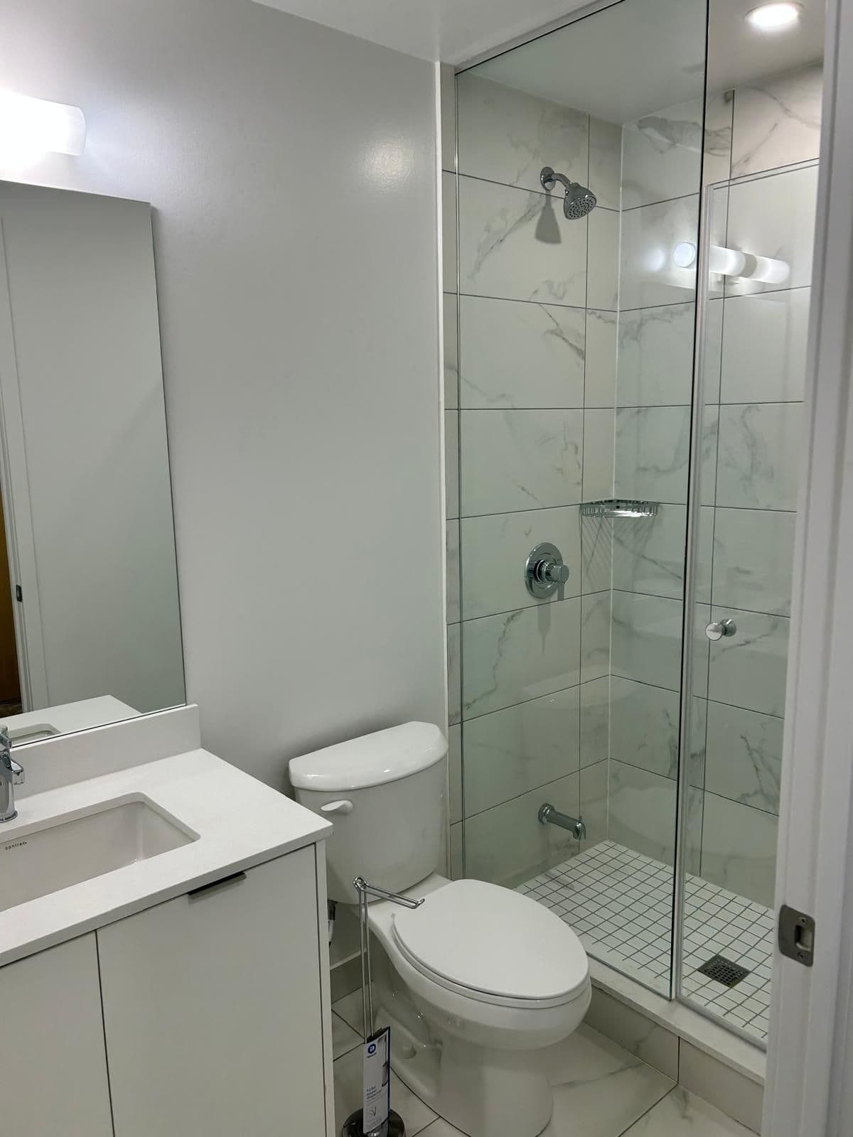 202 Burnhamthorpe Road E 1101 W, Mississauga, ON L5A 0B2