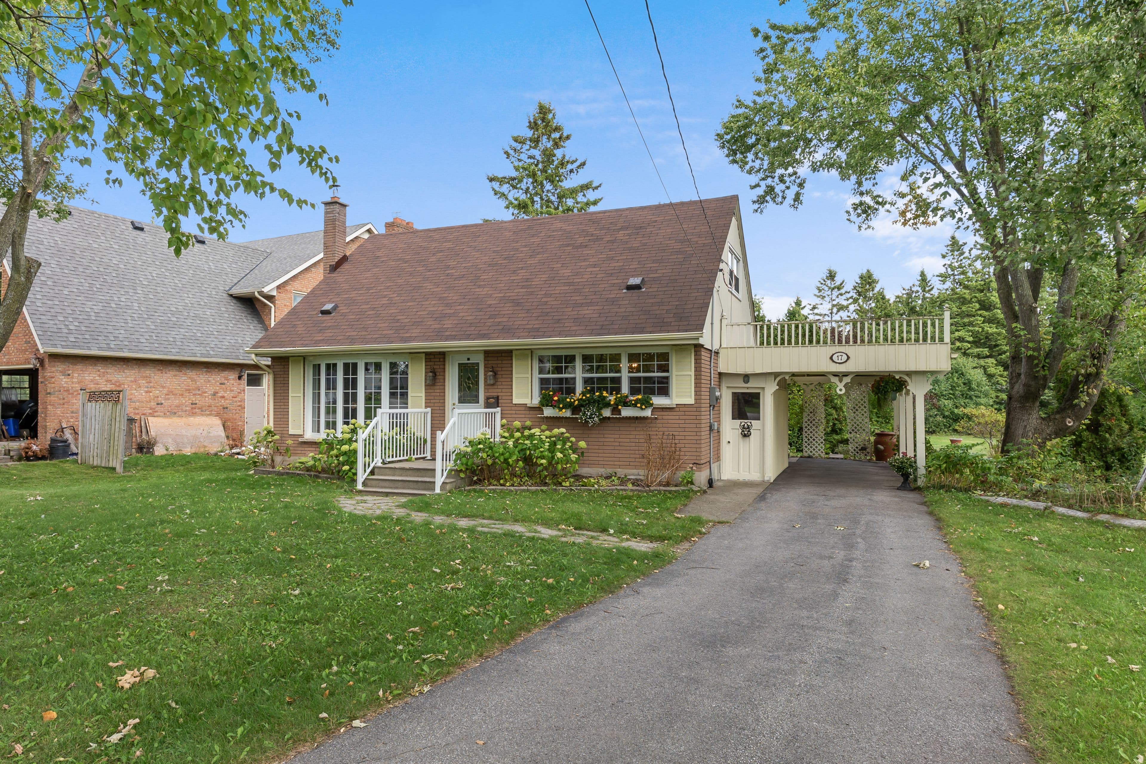 17 Richard Avenue, Kawartha Lakes, ON K9V 5H4