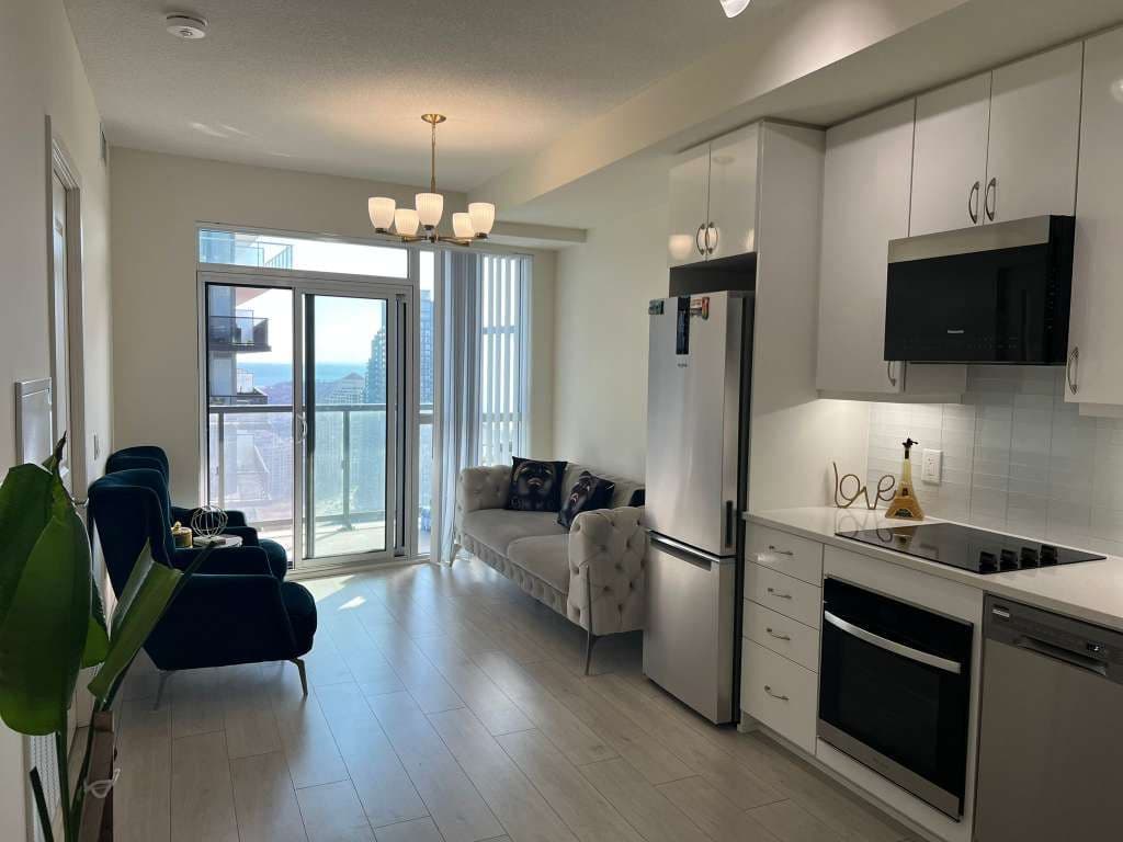 38 Annie Craig Drive 3806, Toronto W06, ON M8V 0G9