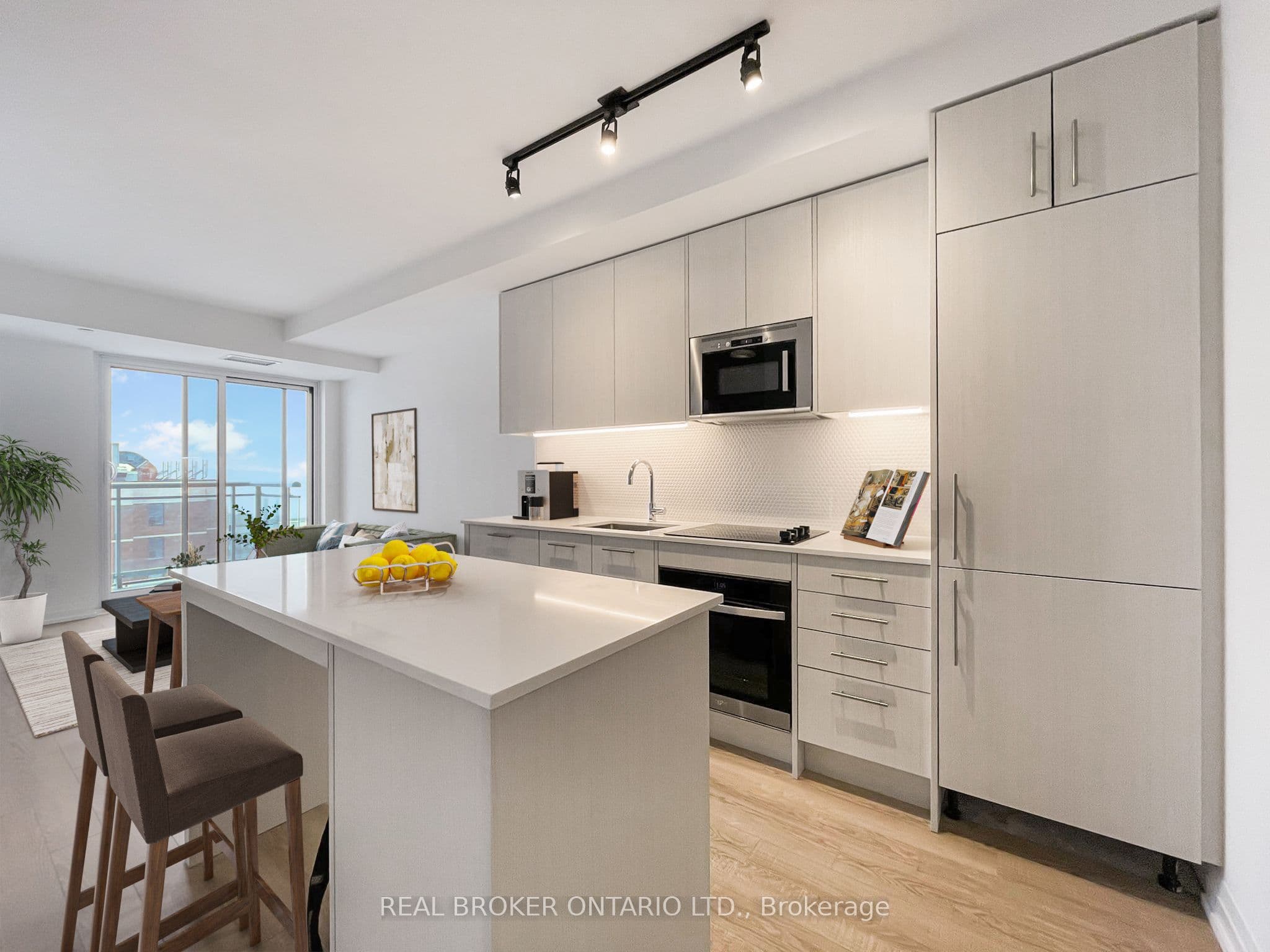 286 Main Street 2705, Toronto E02, ON M4C 0B3