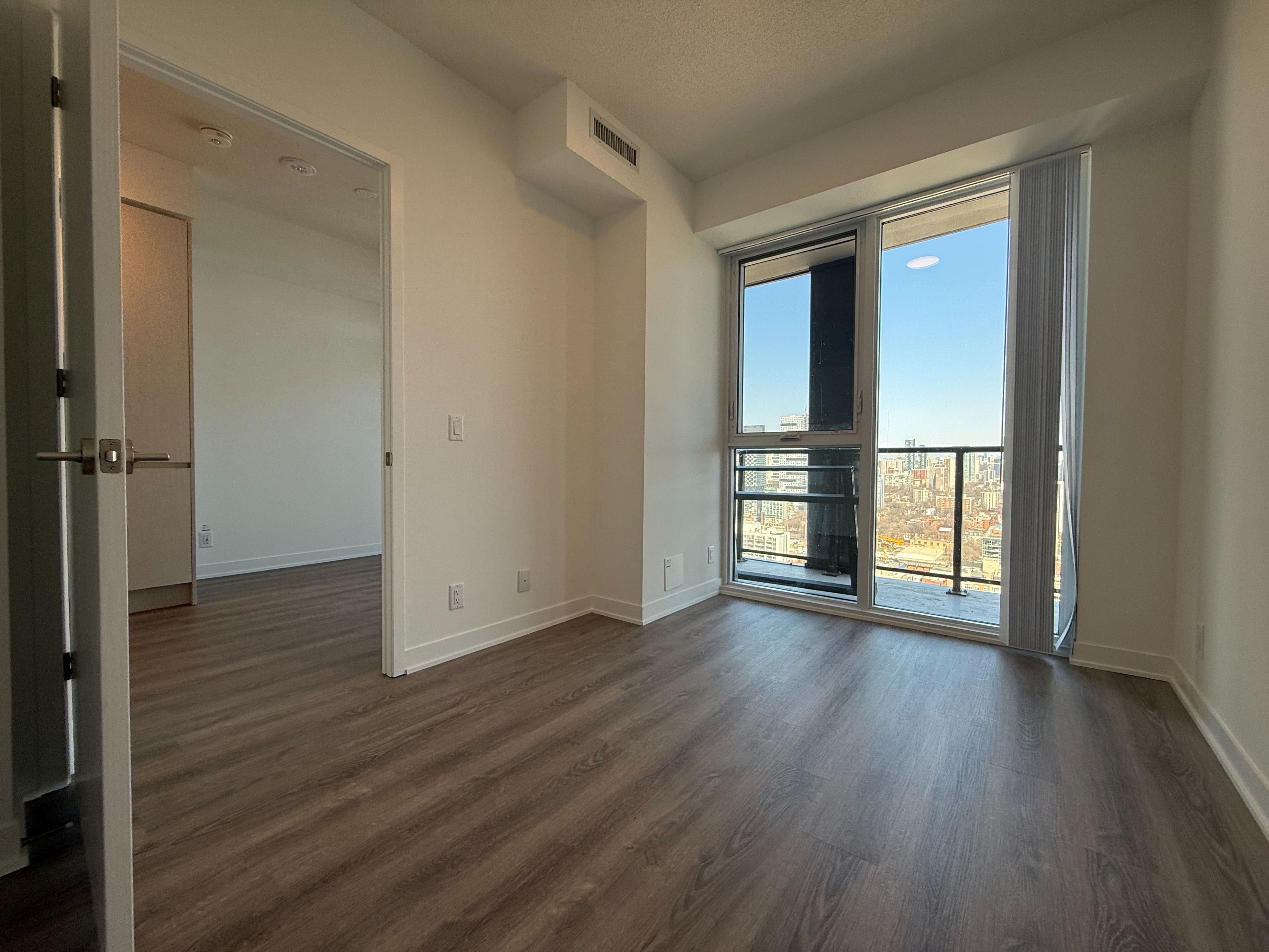 180 Front Street E 3502, Toronto C08, ON M5A 0A9