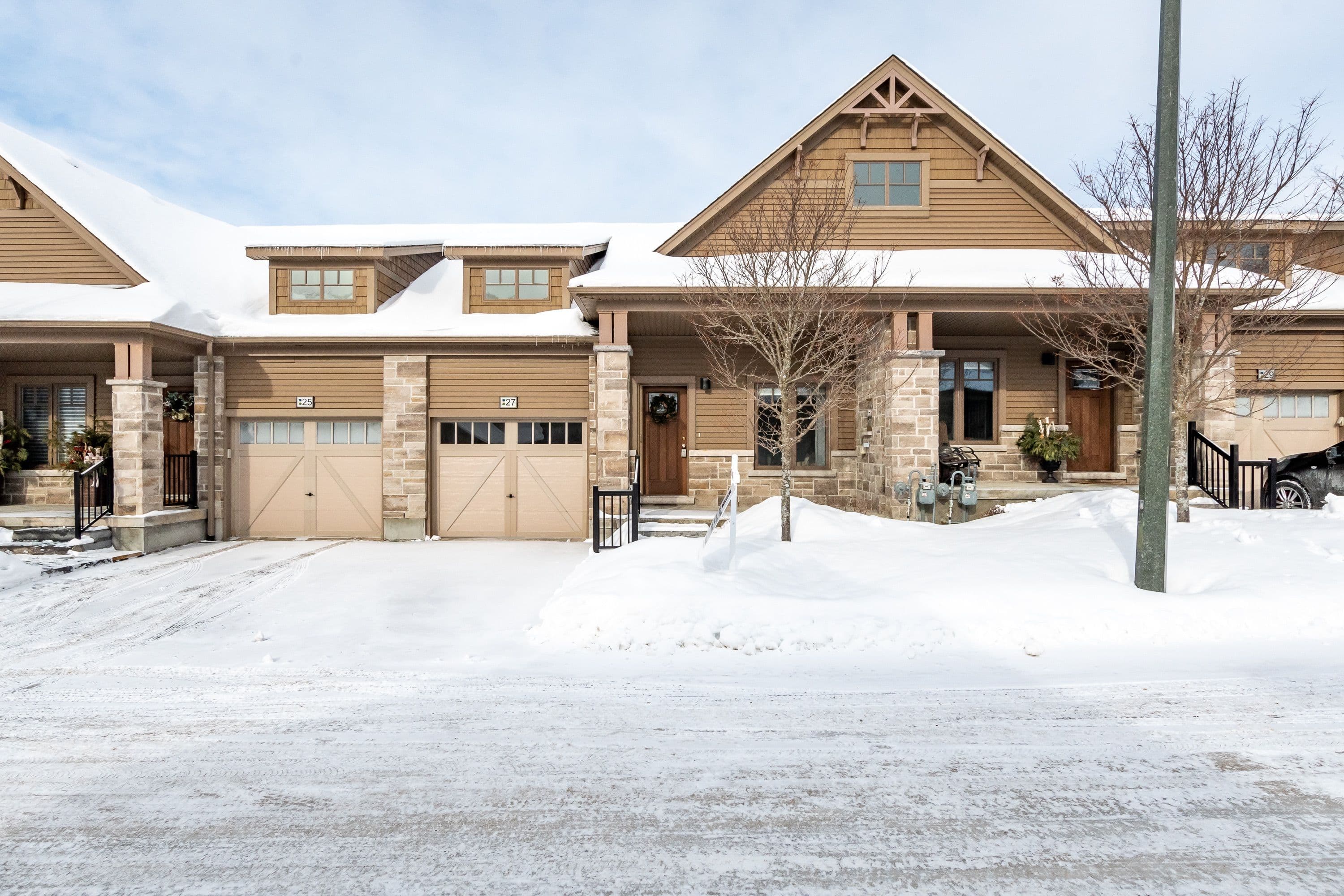 27 Serenity Place Crescent, Huntsville, ON P1H 0C4