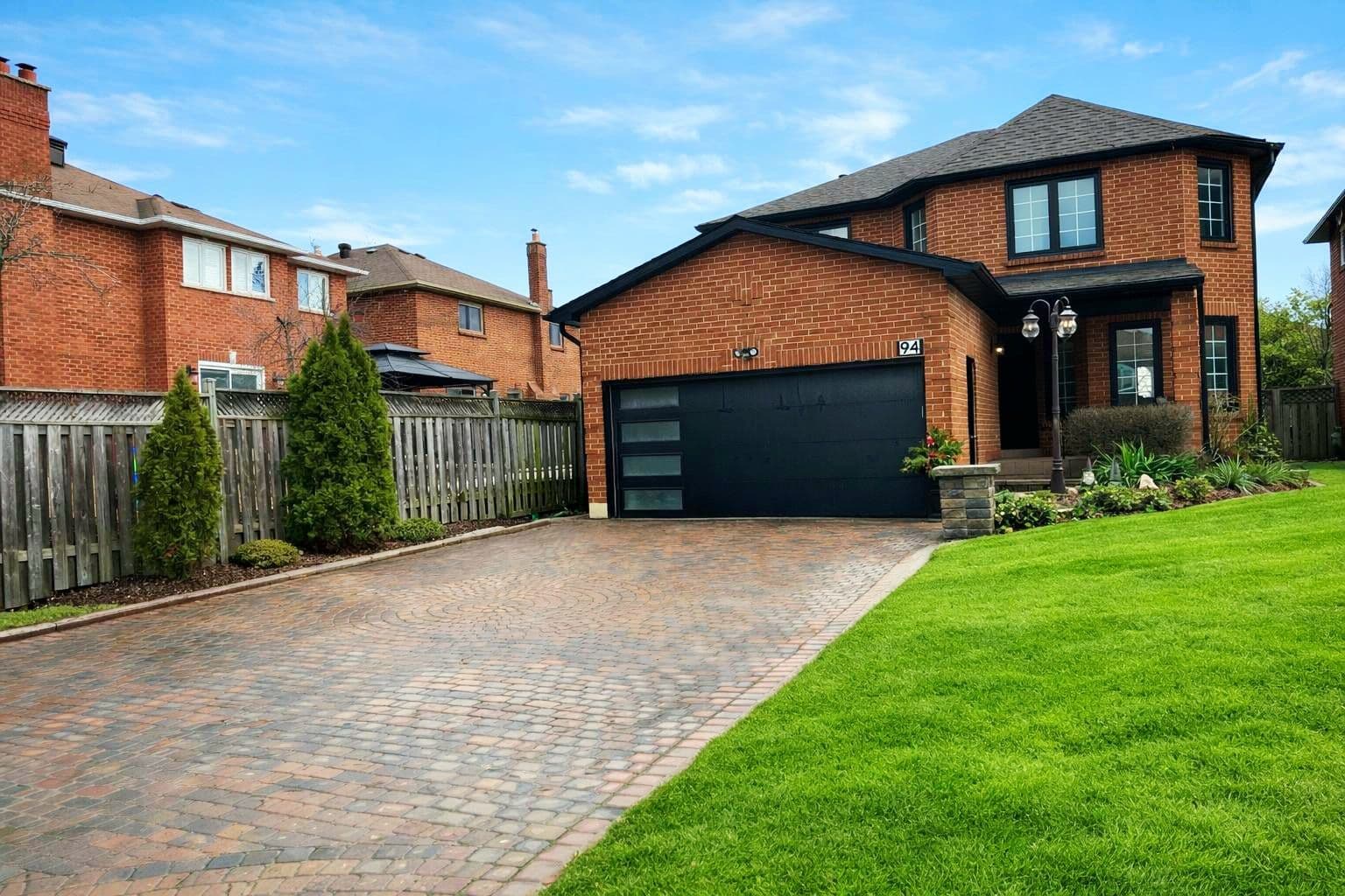 94 Afton Crescent, Vaughan, ON L6A 1G9