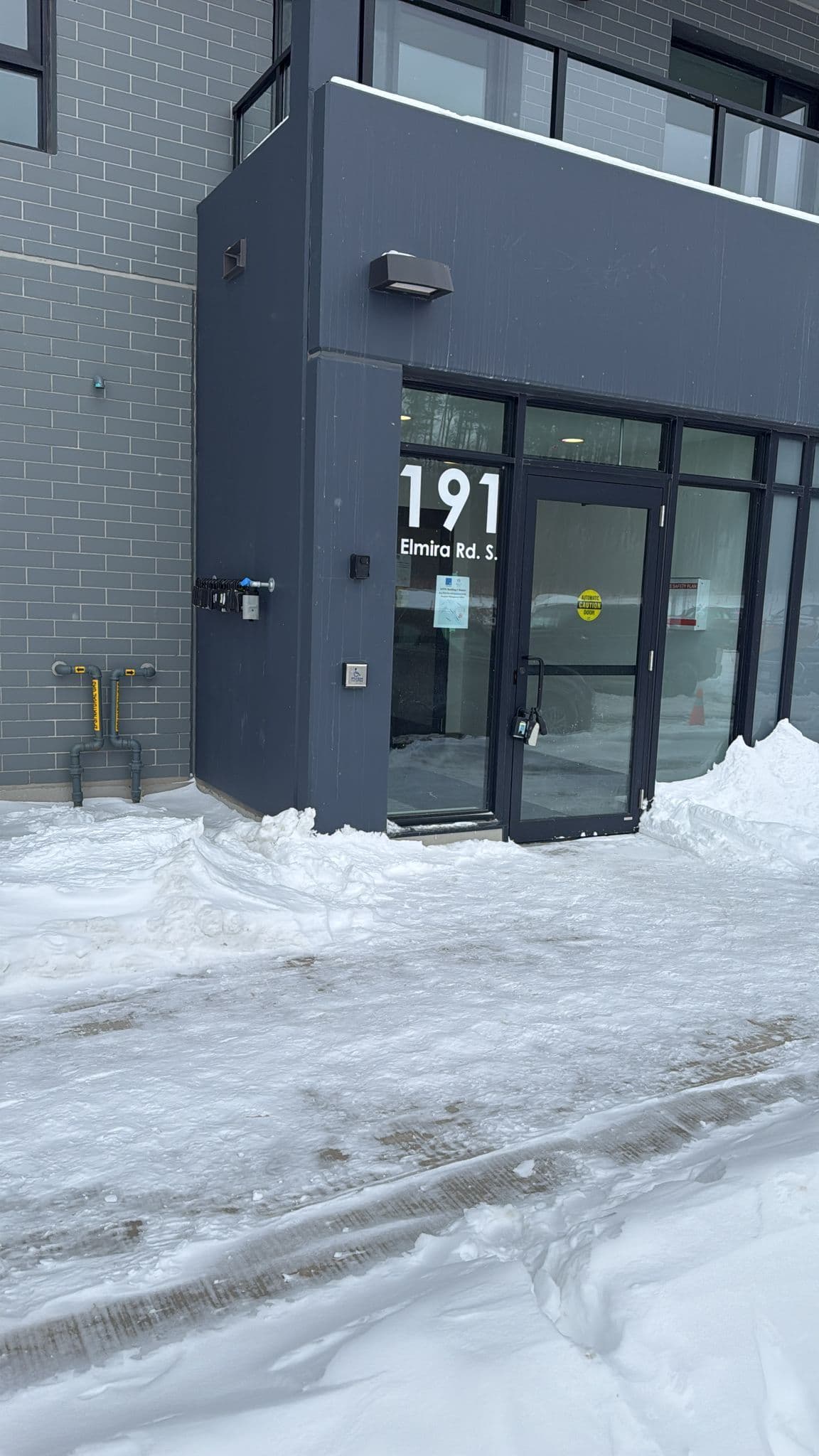 191 Elmira Drive S 413, Guelph, ON N1K 0E5