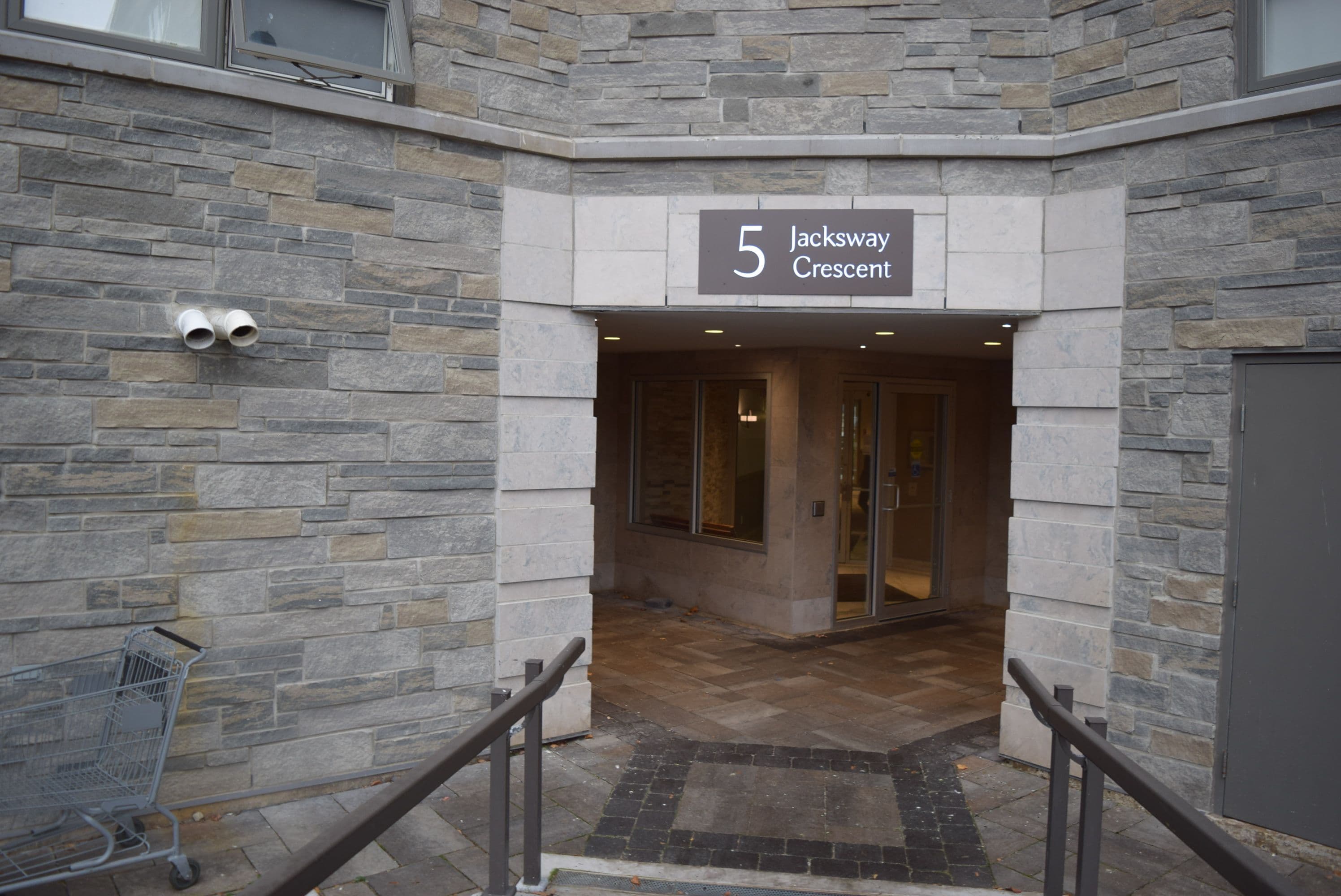 5 Jacksway Crescent 207, London North, ON N5X 3T6