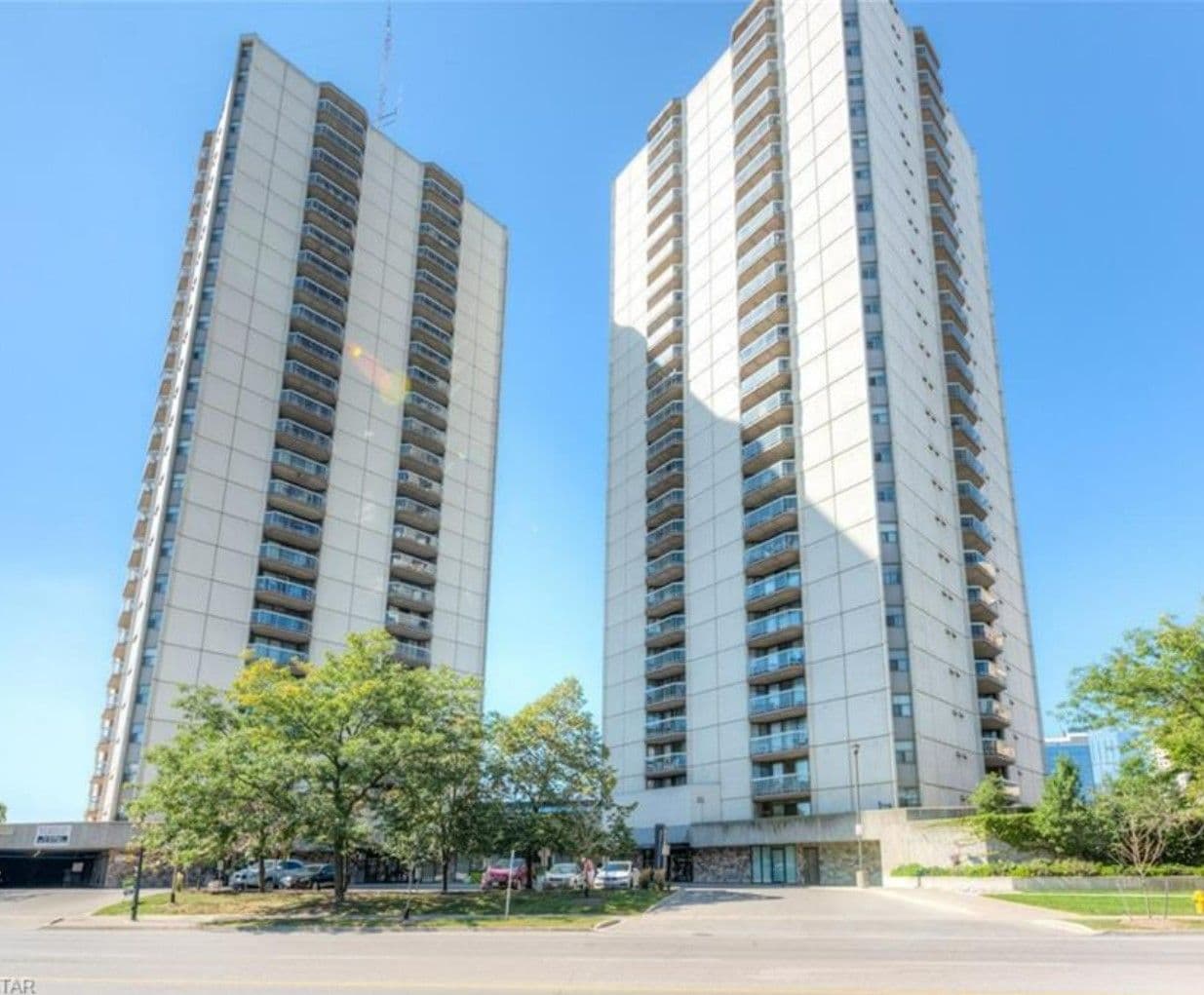 363 Colborne Street 2404, London East, ON N6B 3N3