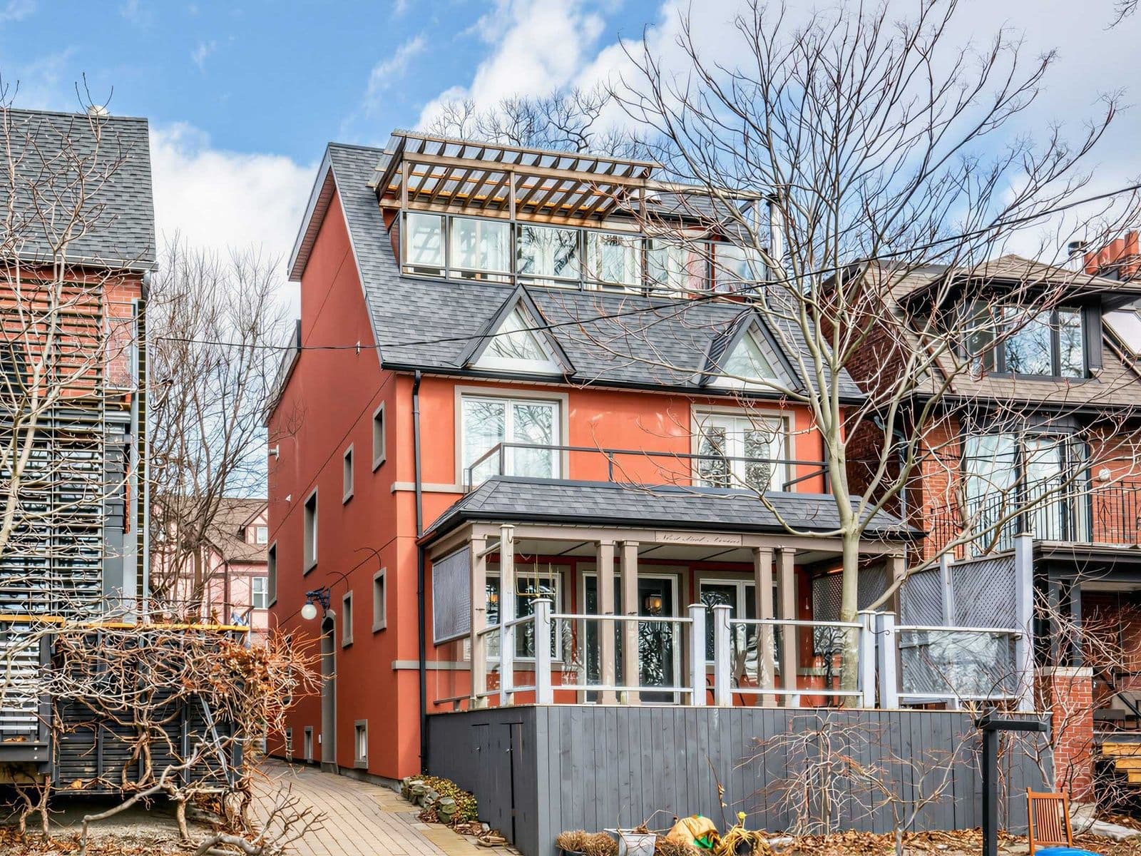 2 Park (Basement) Avenue, Toronto E02, ON M4E 1B6