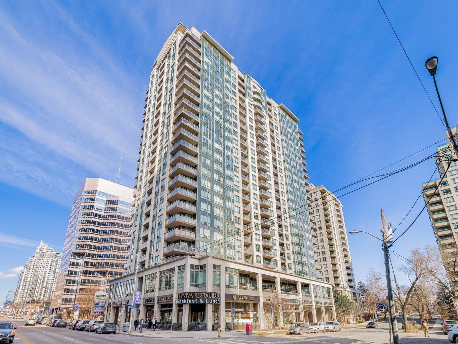 18 Parkview Avenue 1015, Toronto C14, ON M2N 7H7
