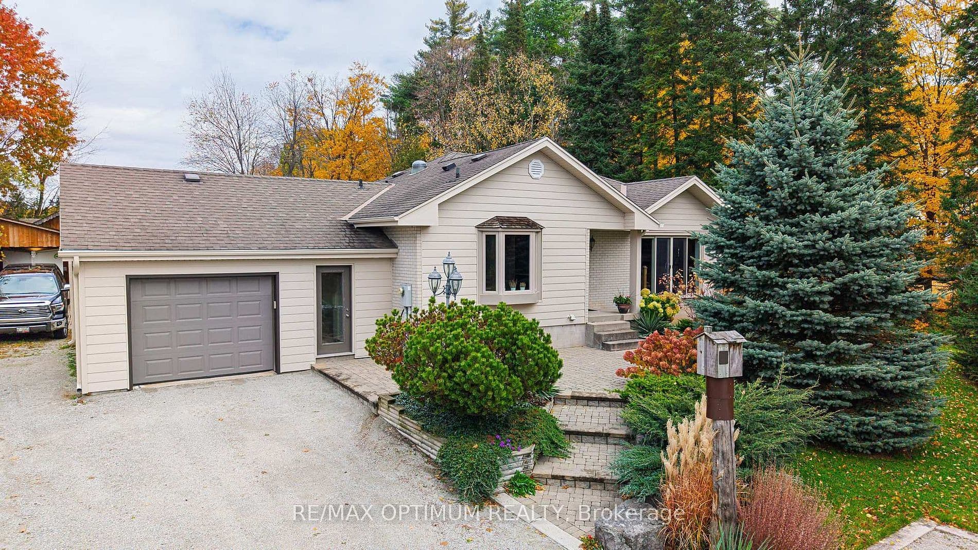 9249 Sixth Line, Halton Hills, ON L7G 4S6