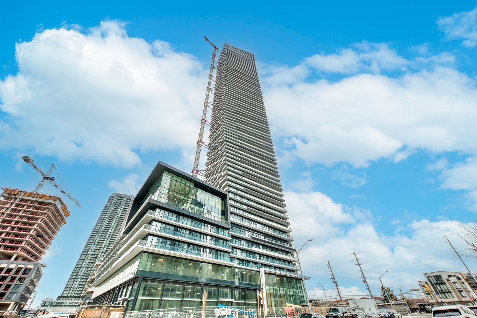 448 Burnhamthorpe Road 1501, Mississauga, ON L5B 0R4