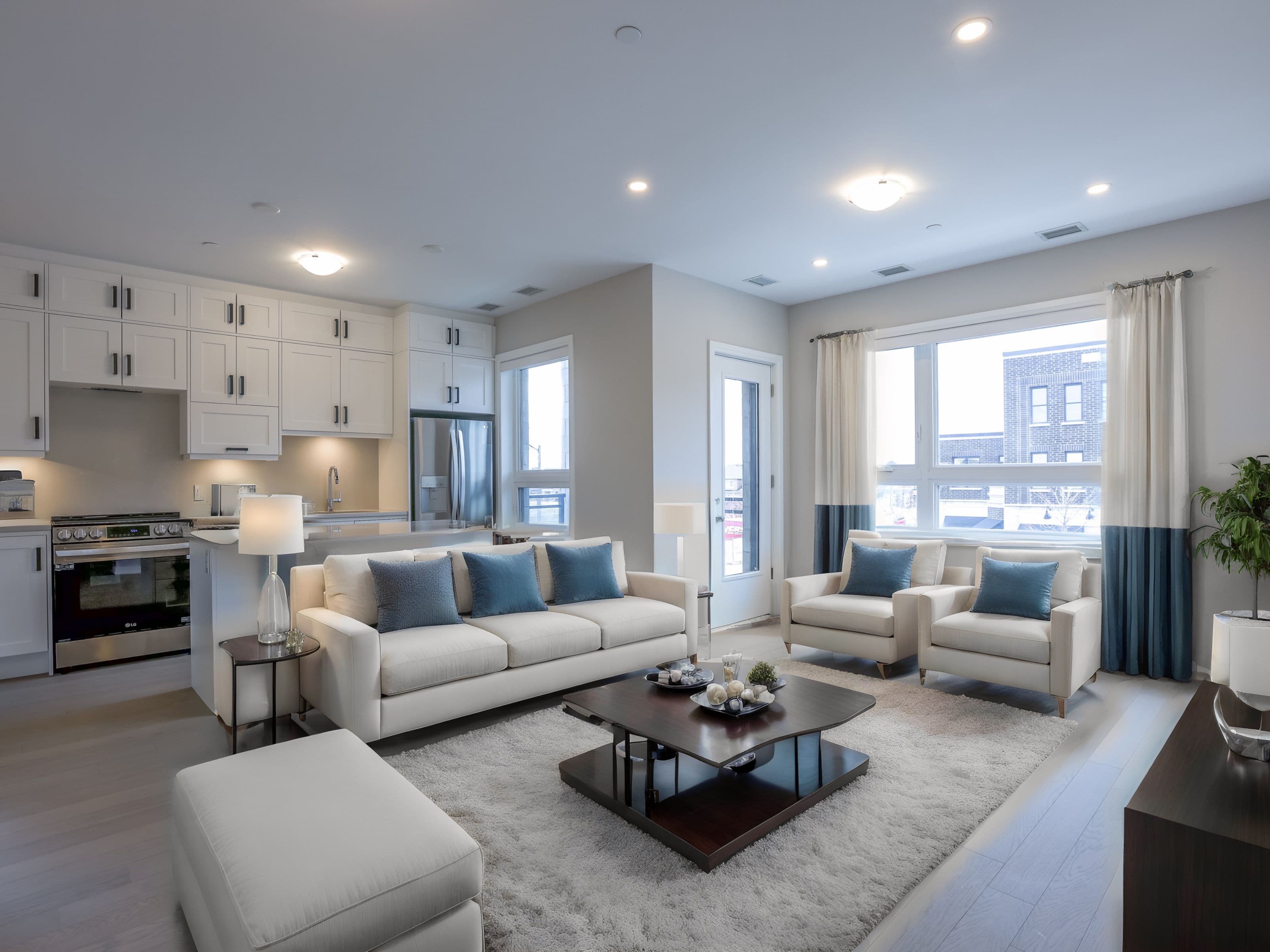 3285 CARDING MILL Trail 203, Oakville, ON L6M 5P7