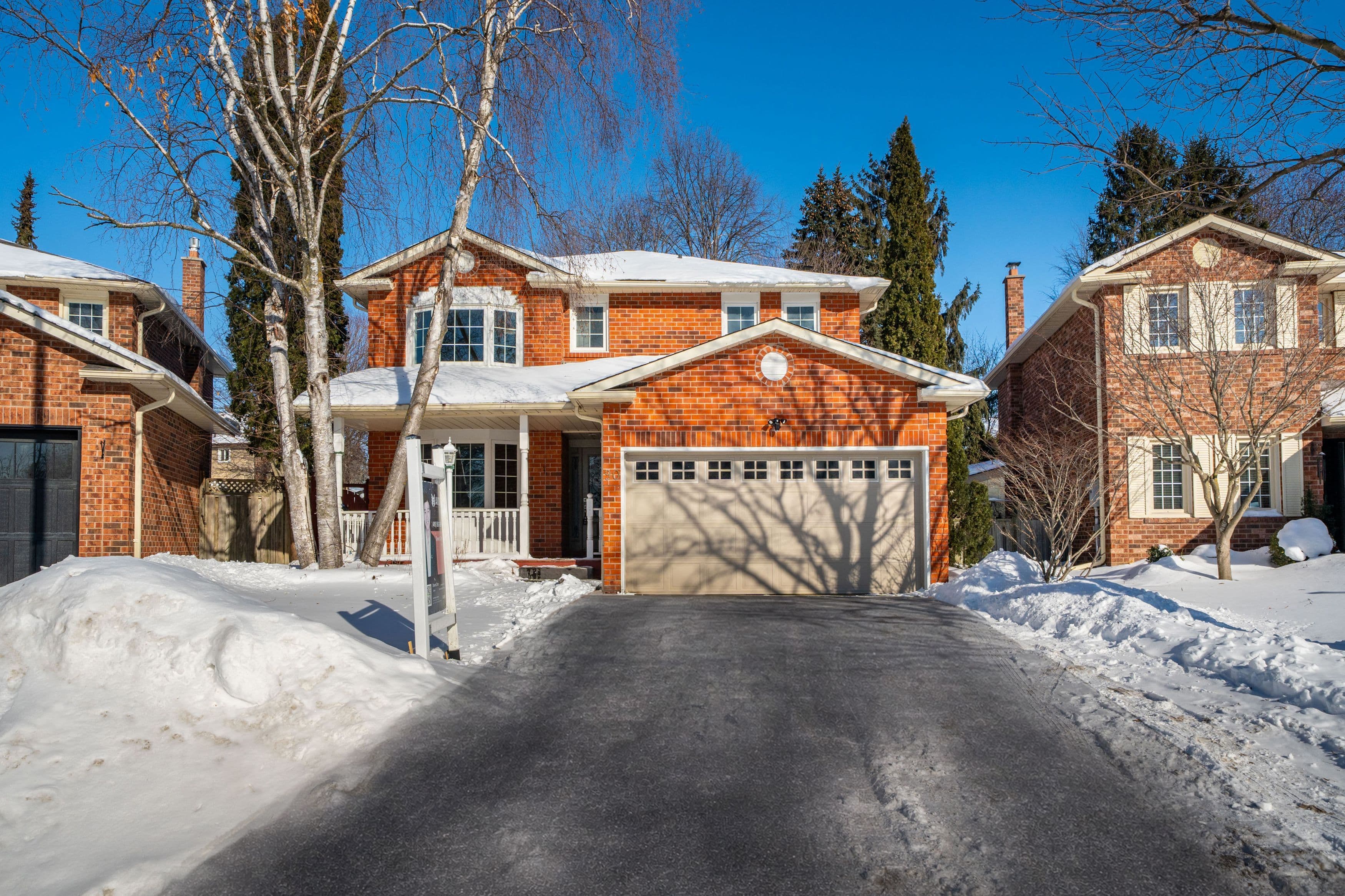 90 Penny Crescent, Markham, ON L3P 5X6