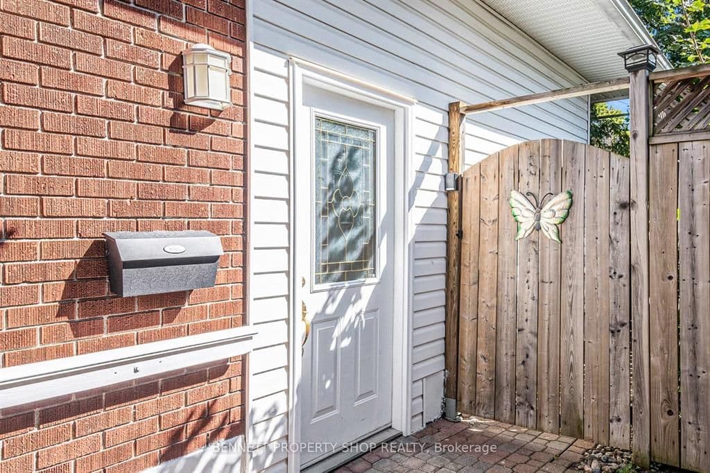 668 Chapman Boulevard B, Elmvale Acres and Area, ON K1G 1T6