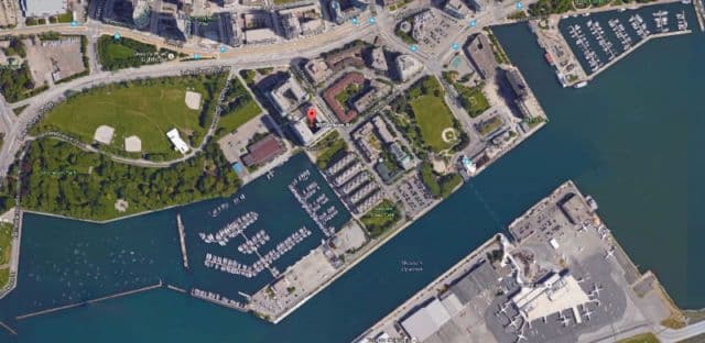 90 Stadium Road Th 118, Toronto C01, ON M5V 3W5