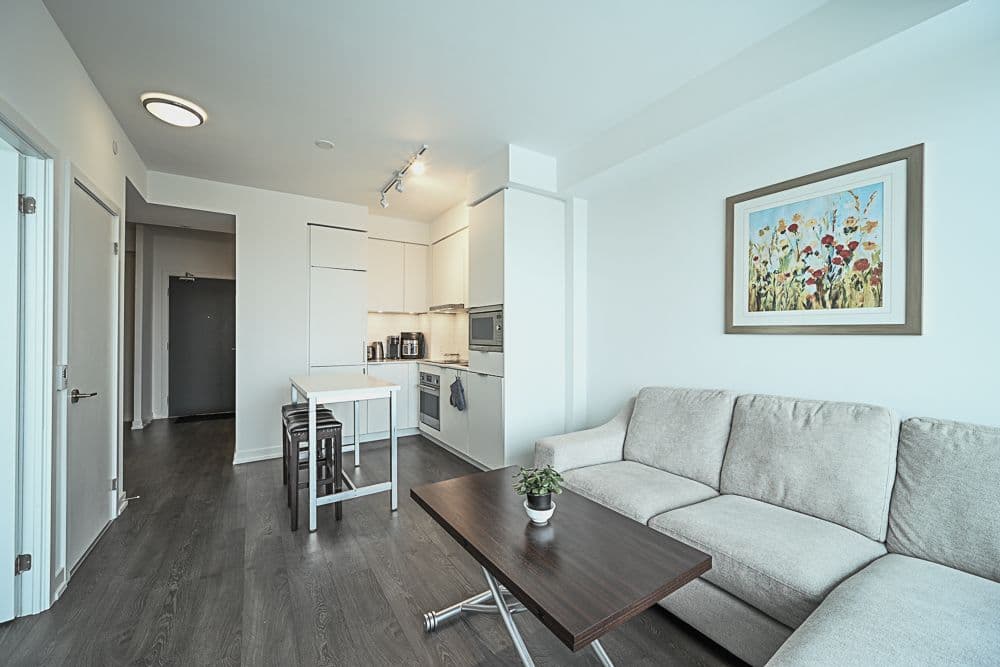 7 Golden Lion Heights 1702, Toronto C14, ON M2M 0C1